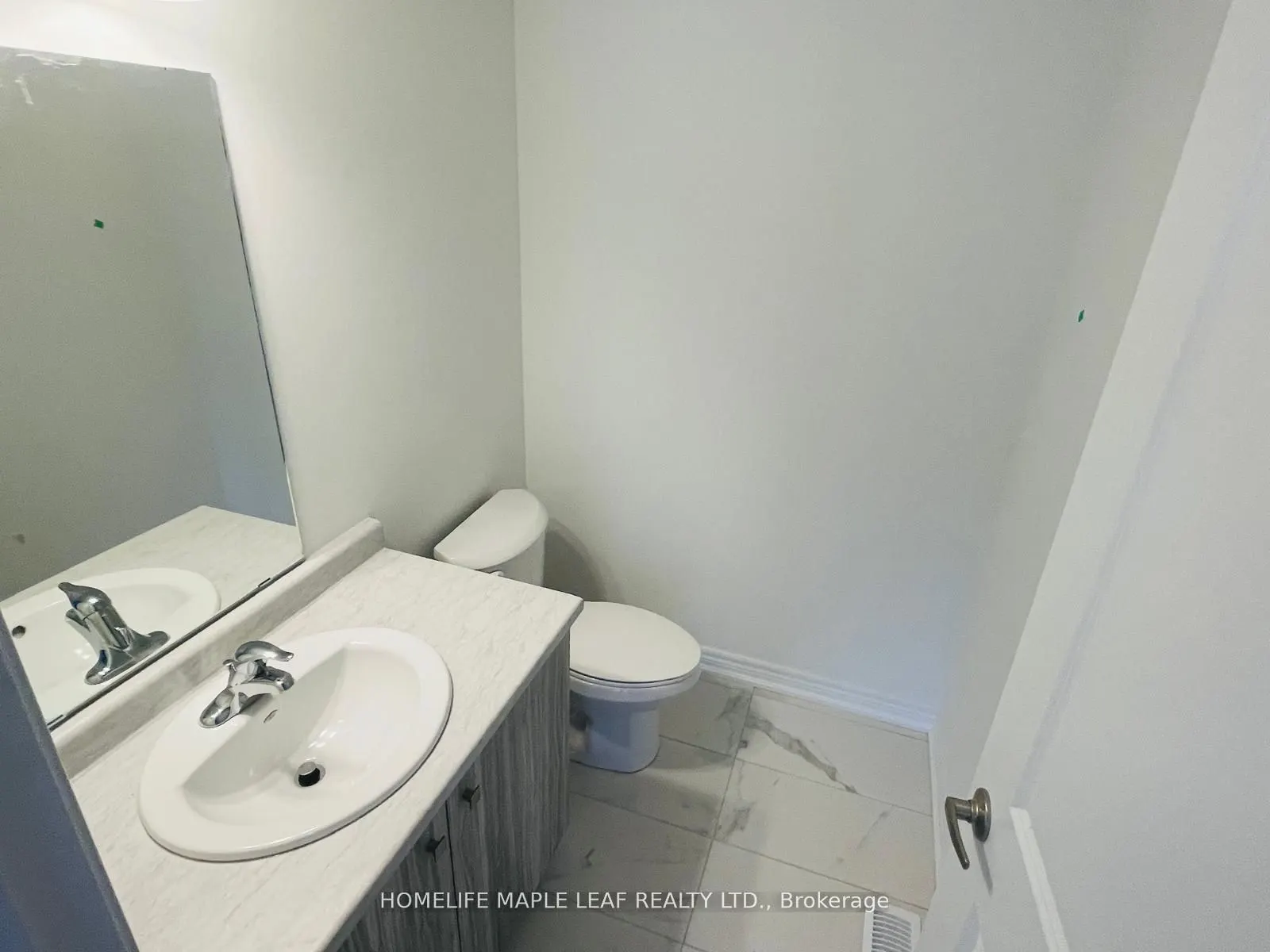 27 Roxanne Drive, #115