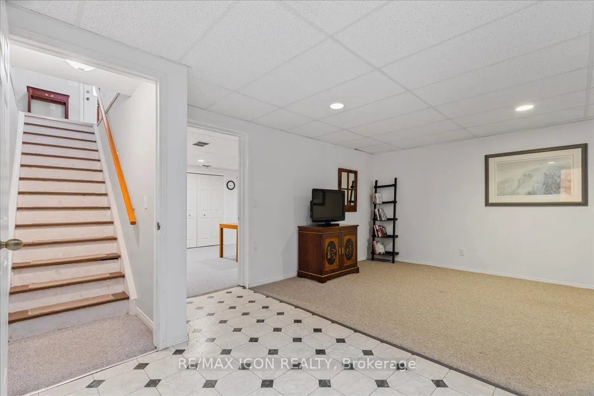 360 Erbsville Road, #44