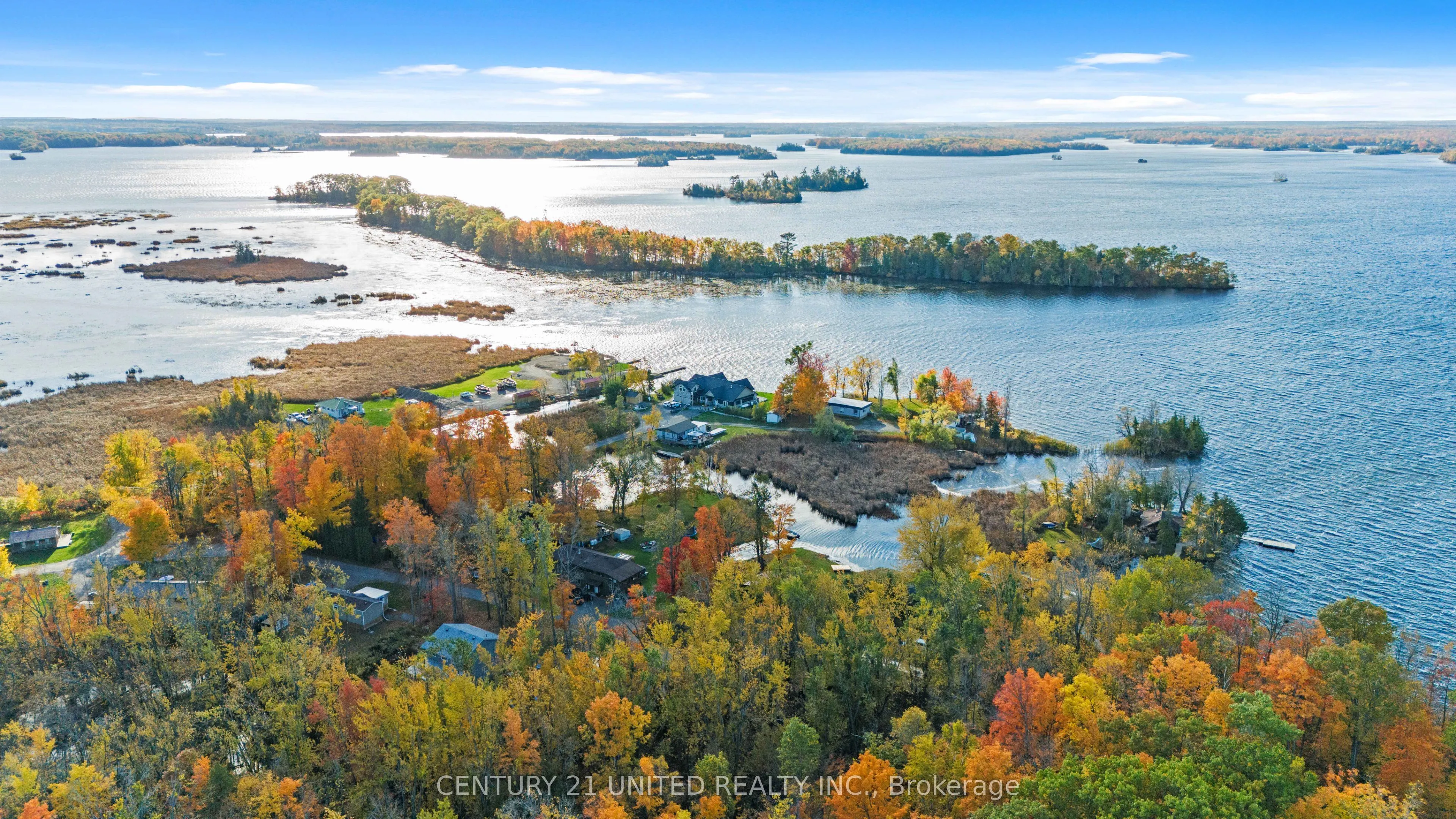 17 Rollie's Bay Road E
