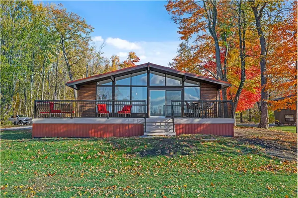 17 Rollie's Bay Road E