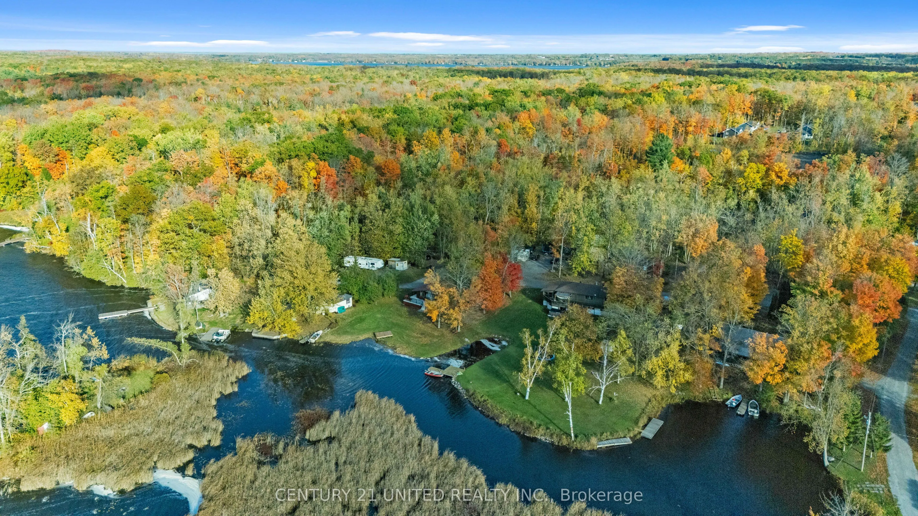 17 Rollie's Bay Road E