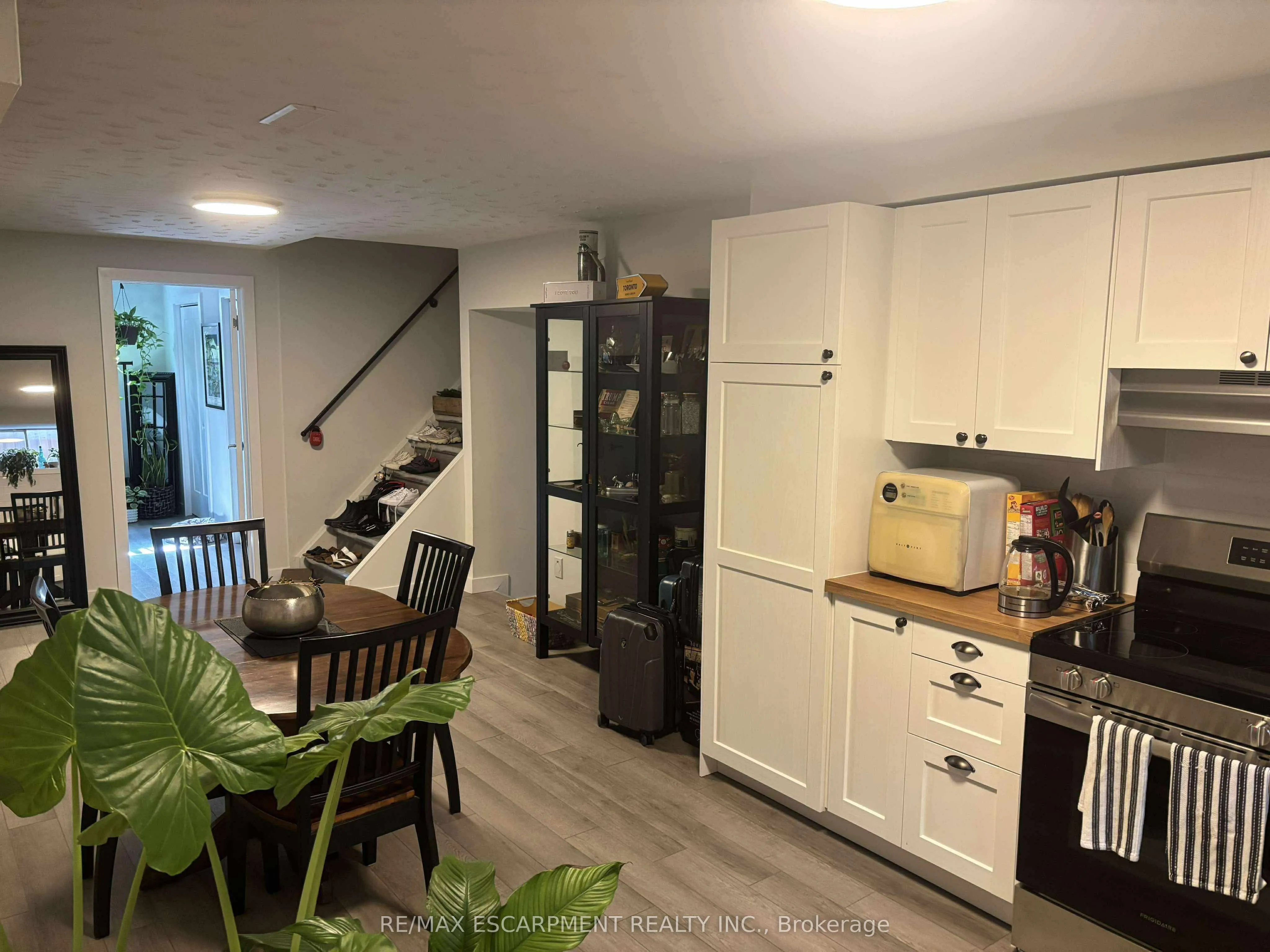 19 Pavarotti Court, #Lower