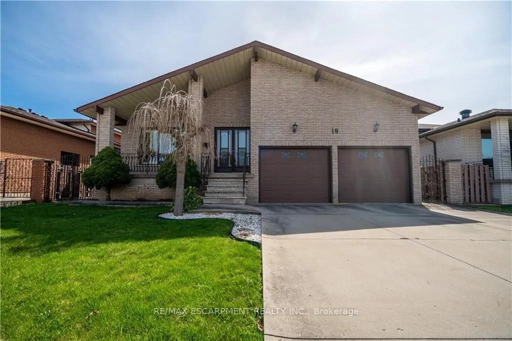 19 Pavarotti Court, #Lower