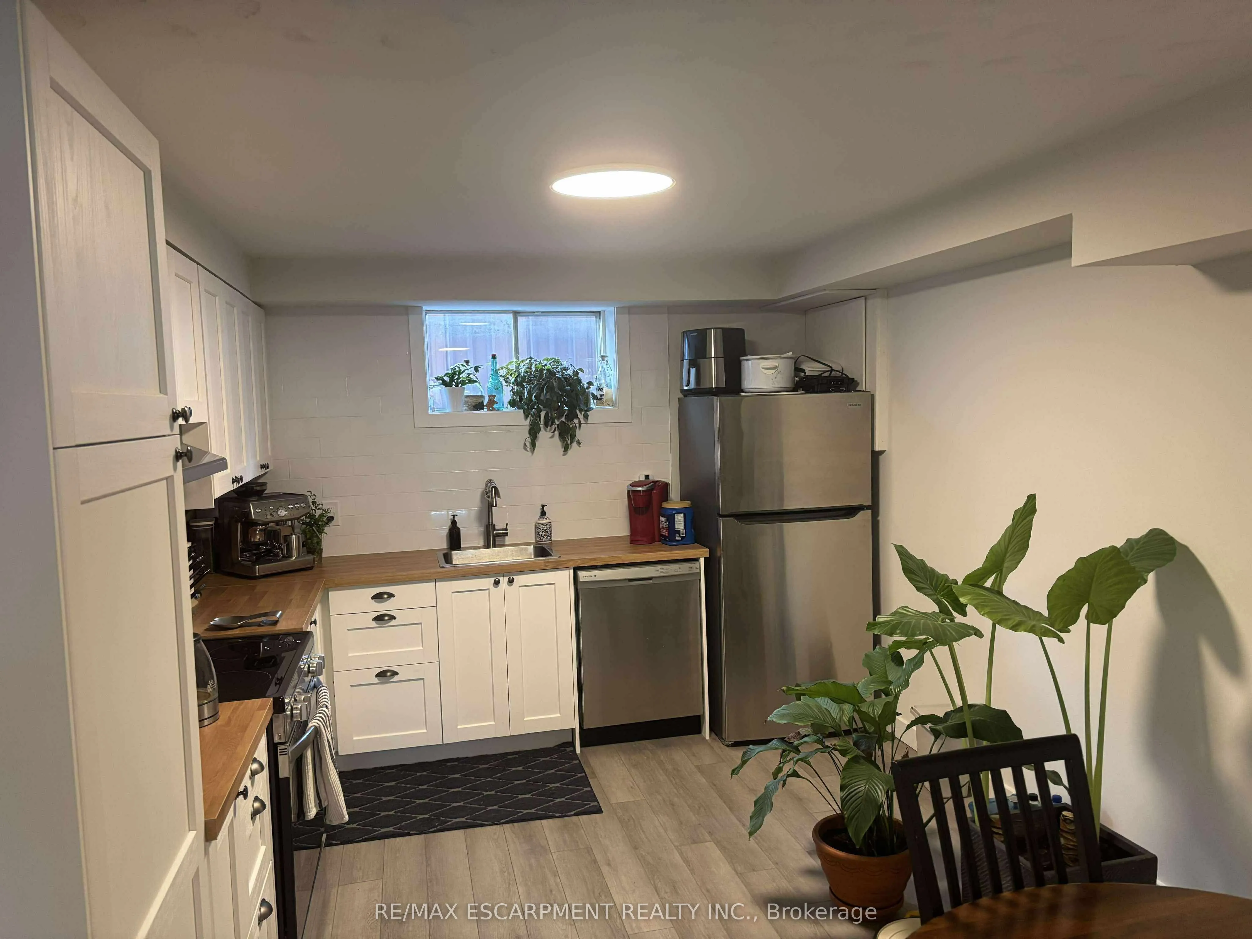 19 Pavarotti Court, #Lower