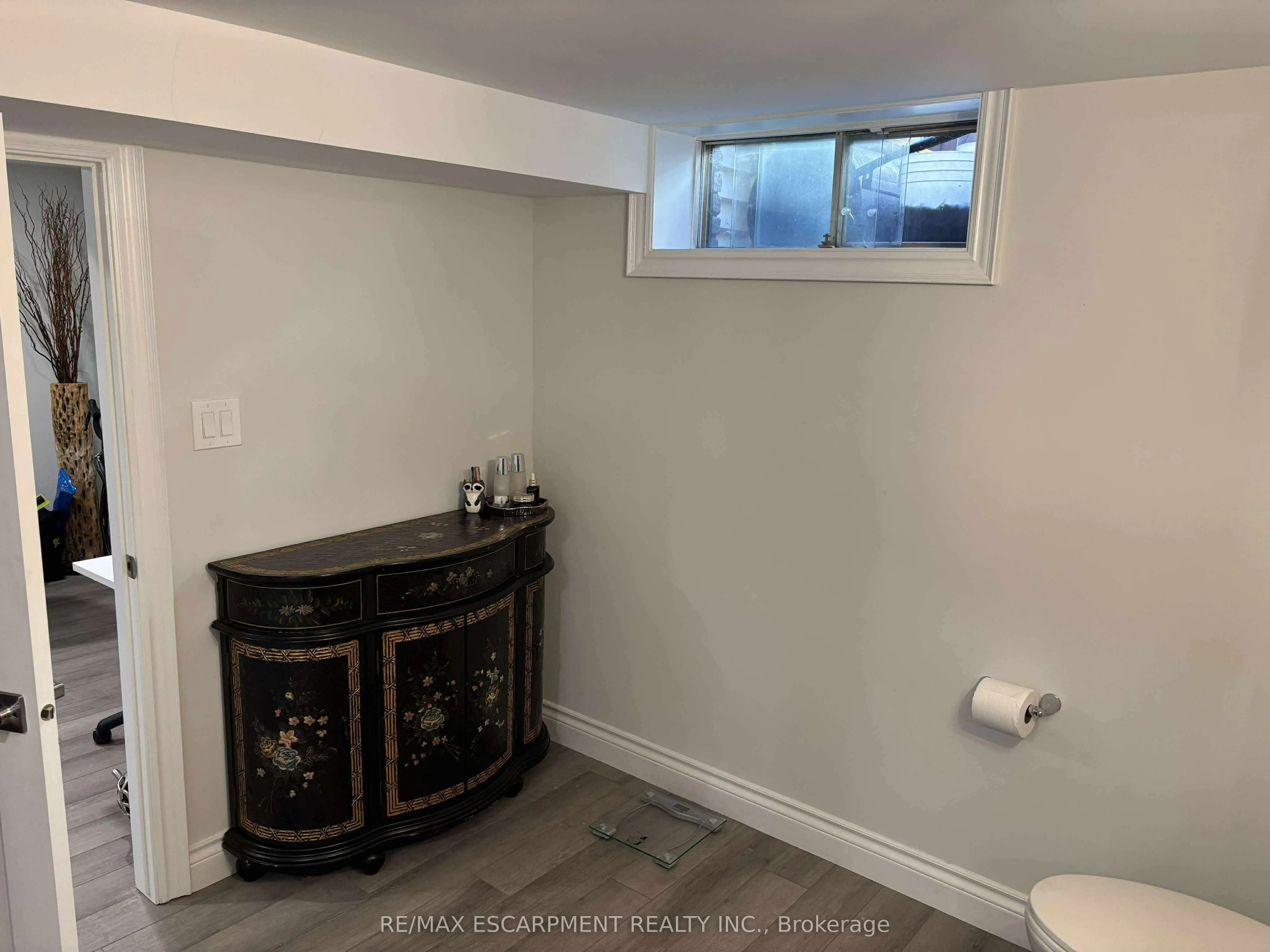 19 Pavarotti Court, #Lower