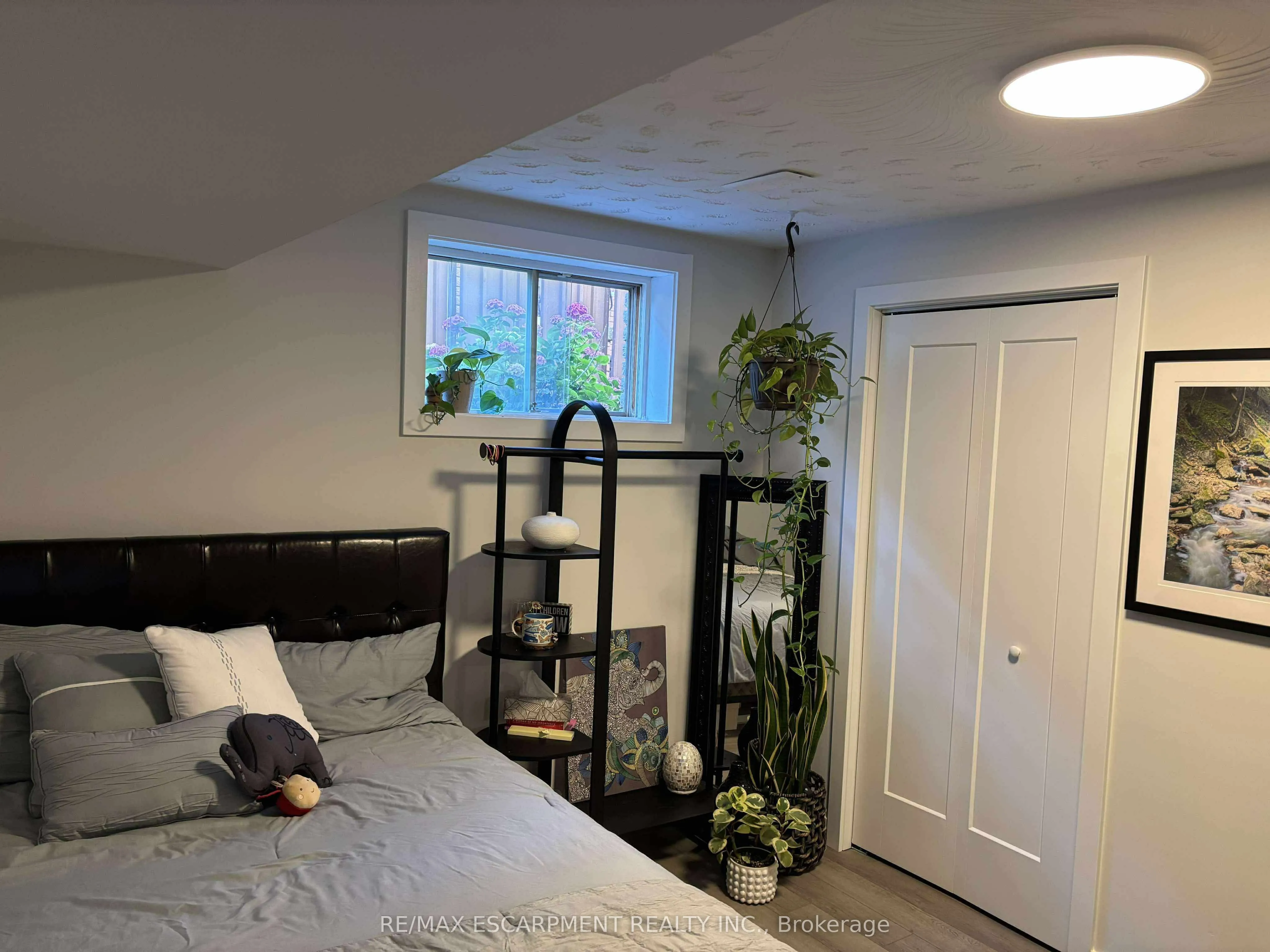 19 Pavarotti Court, #Lower