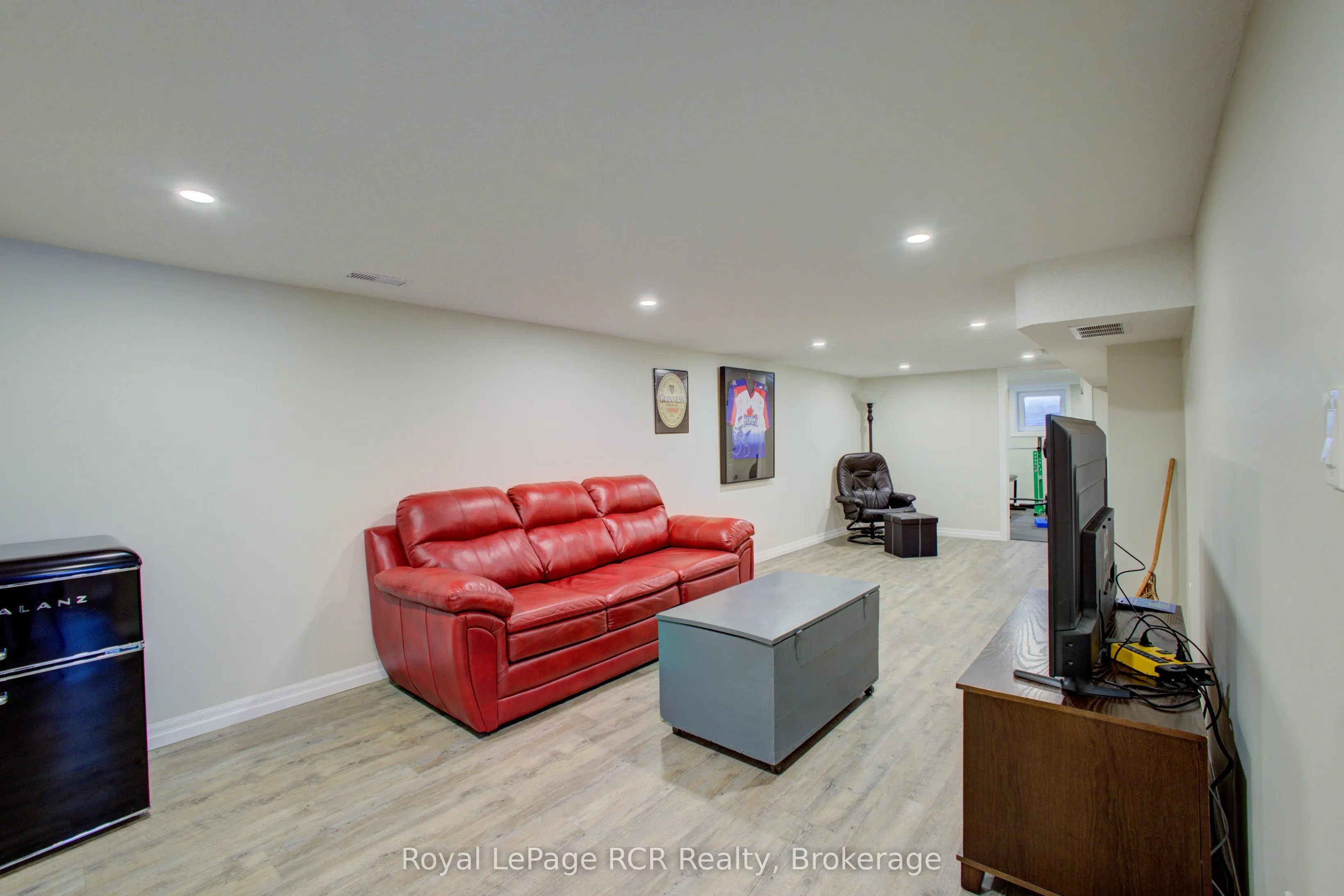 620 Elm Avenue N