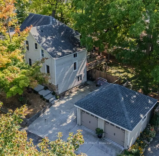 26 Mountain Street