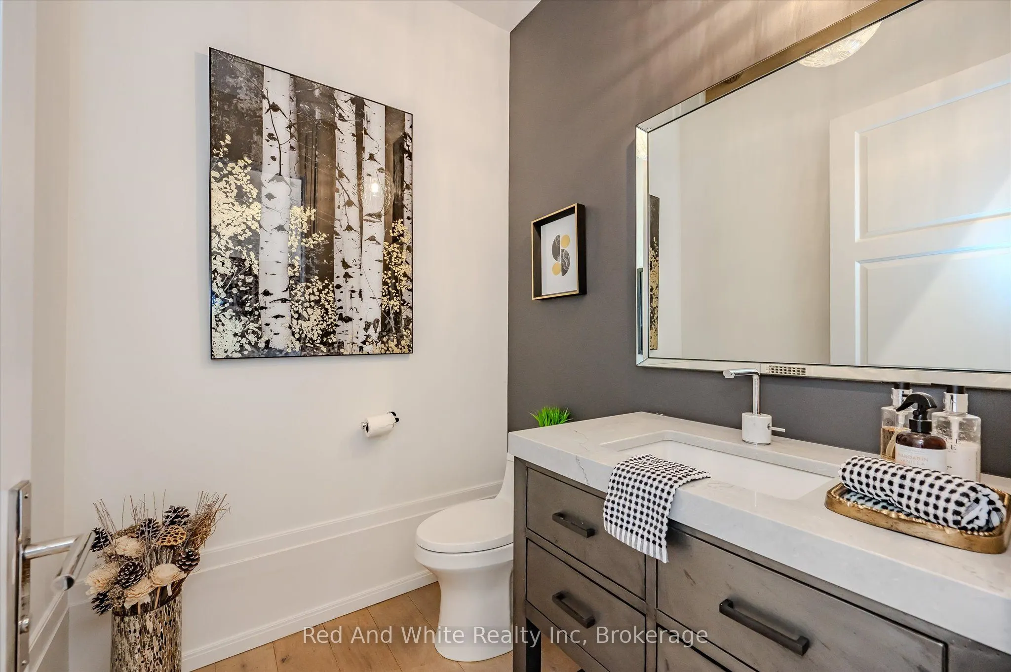 19 GUELPH Avenue, #308