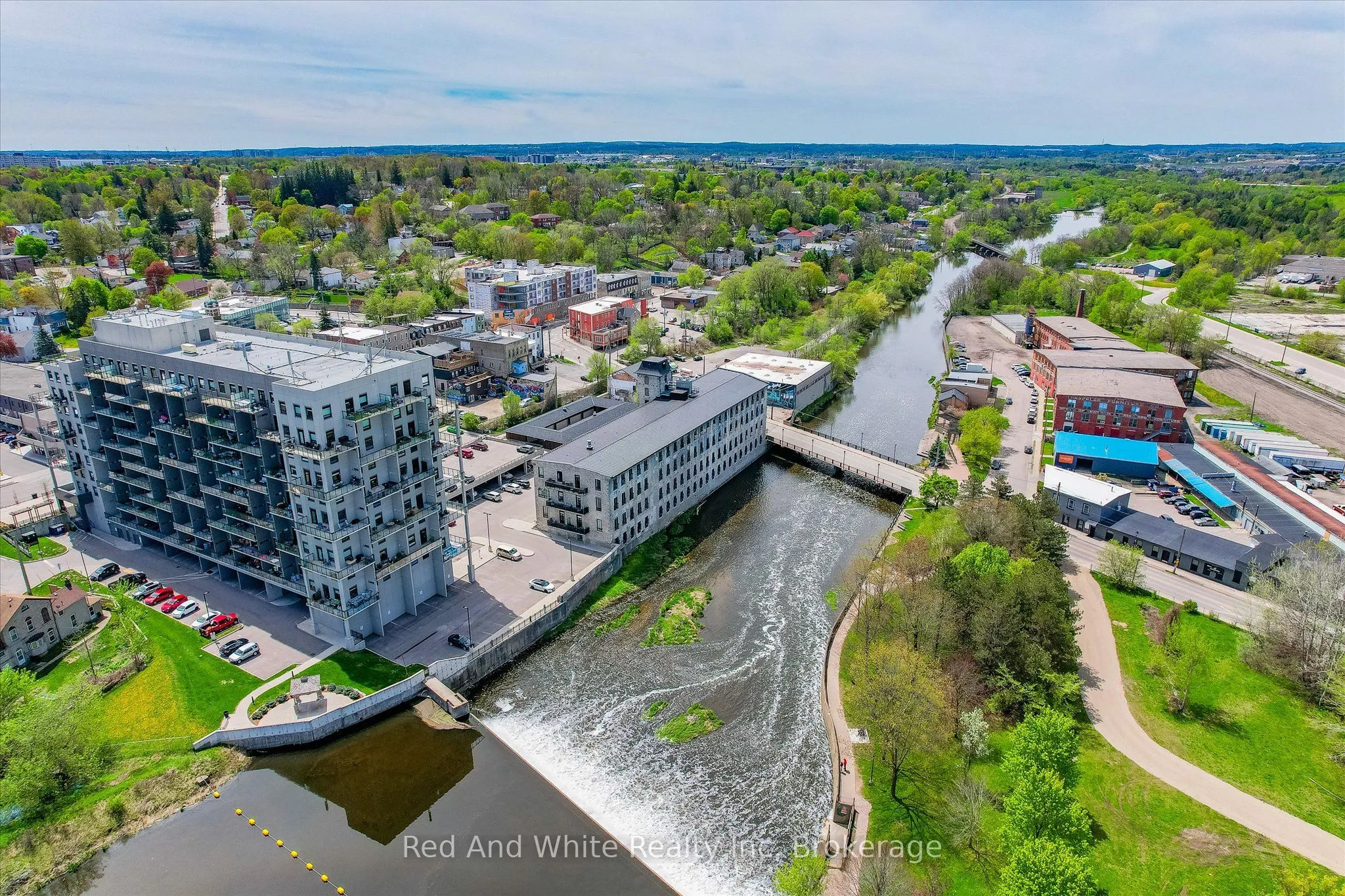 19 GUELPH Avenue, #308
