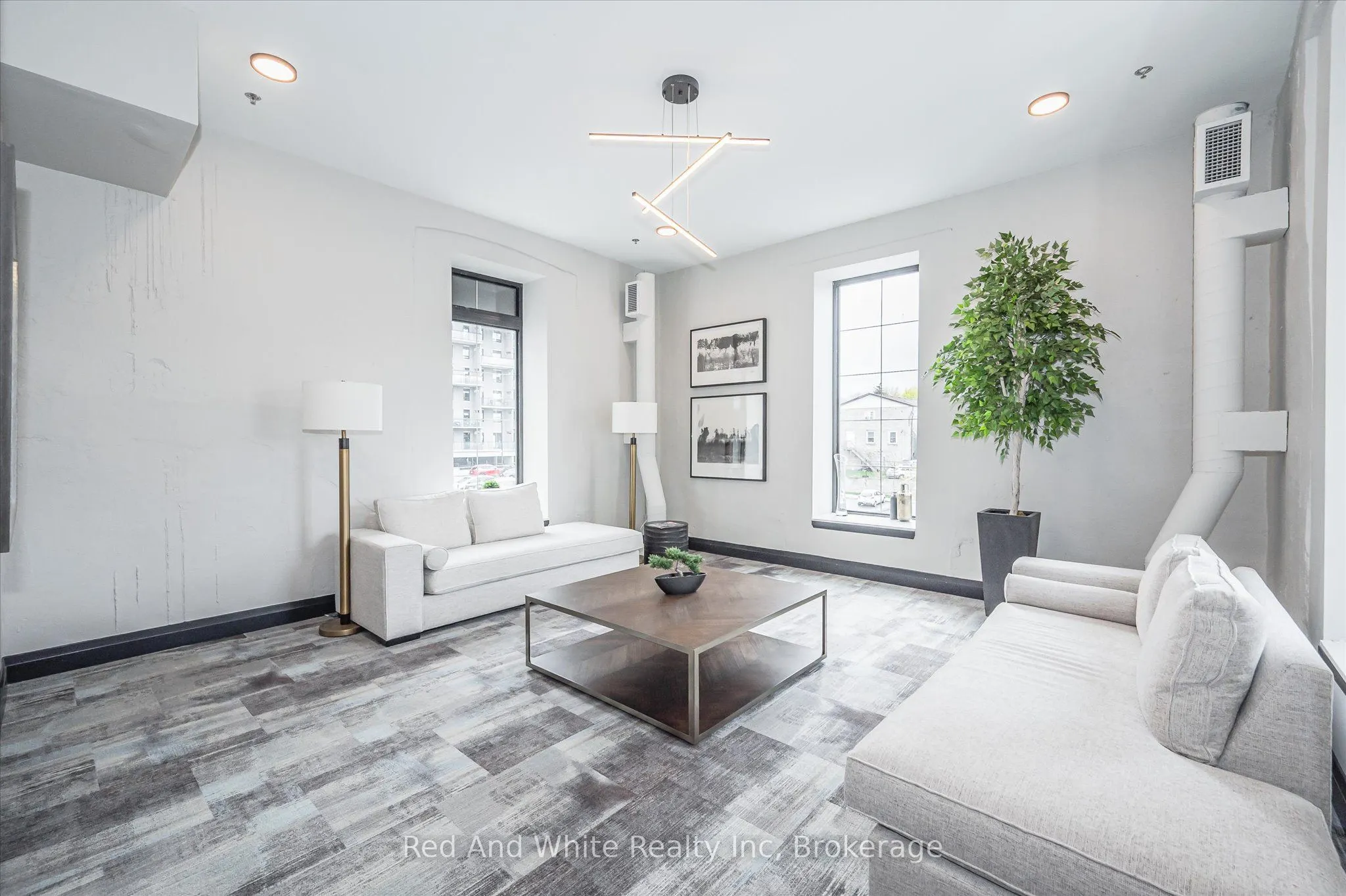 19 GUELPH Avenue, #308