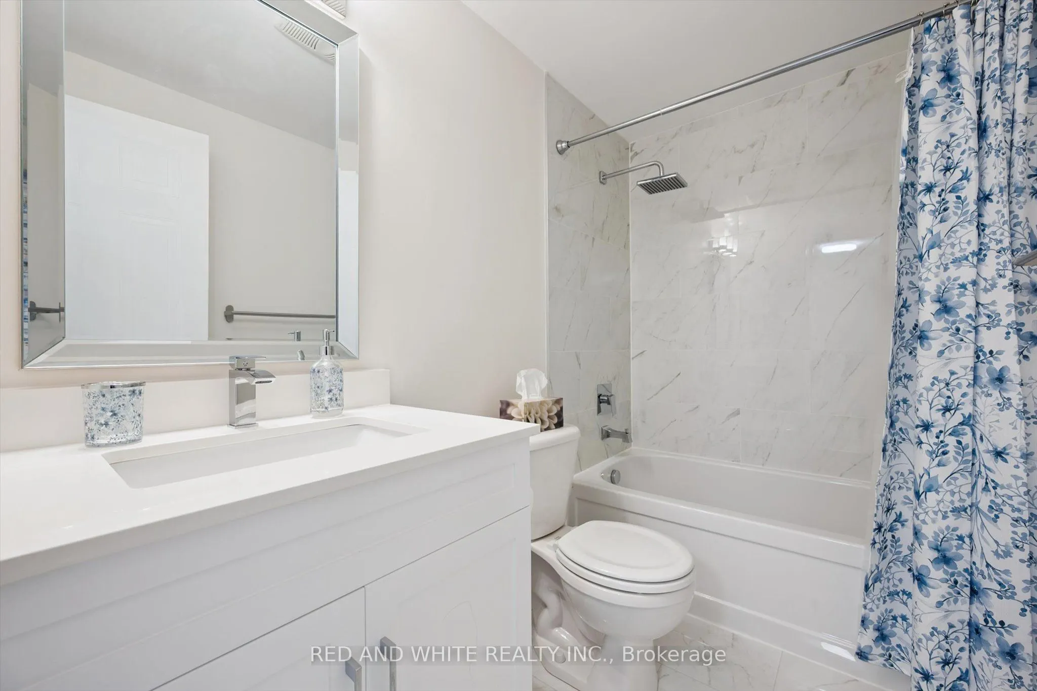 151 Clairfields Drive E, #3