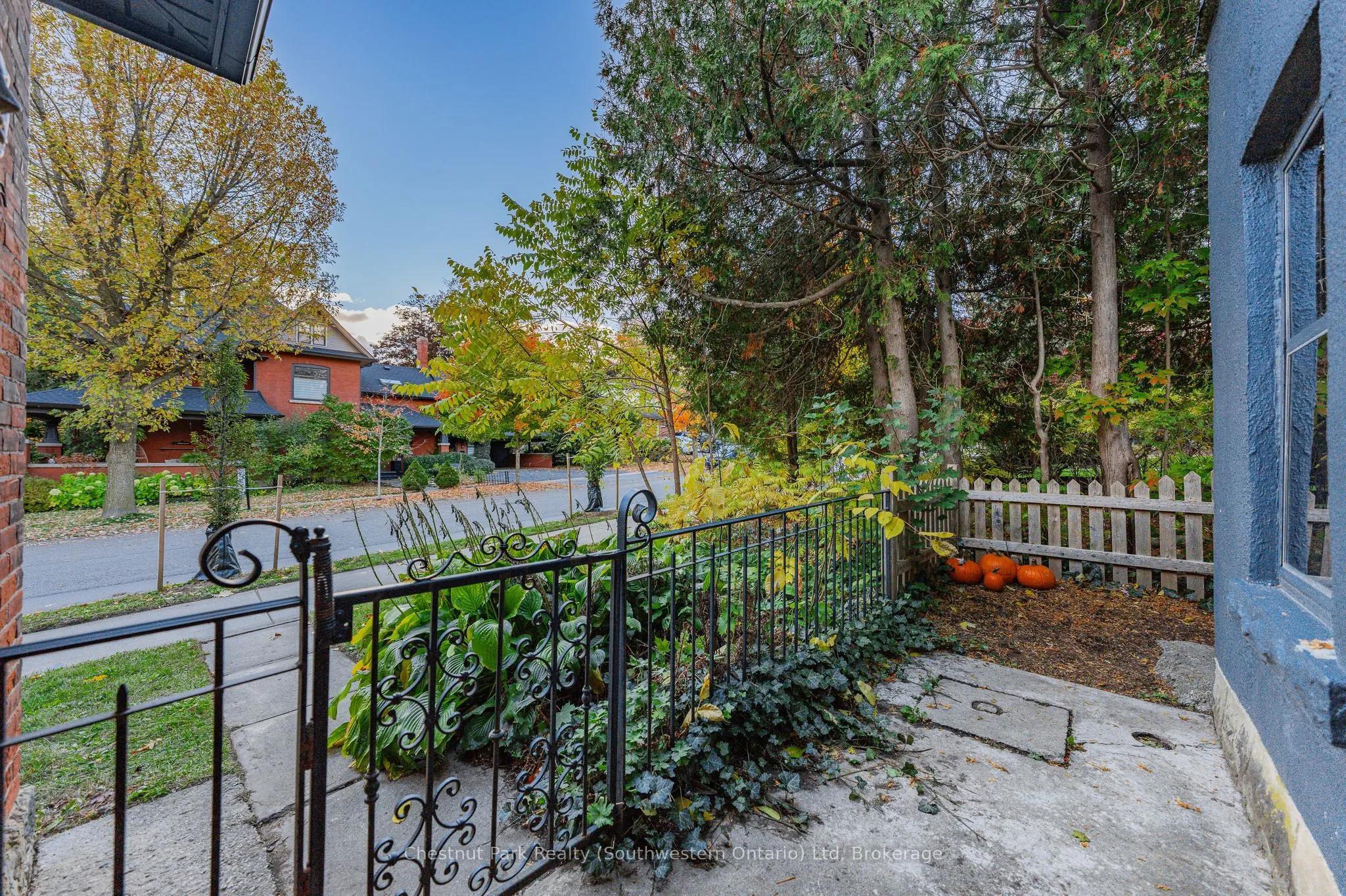 106 Colborne Street