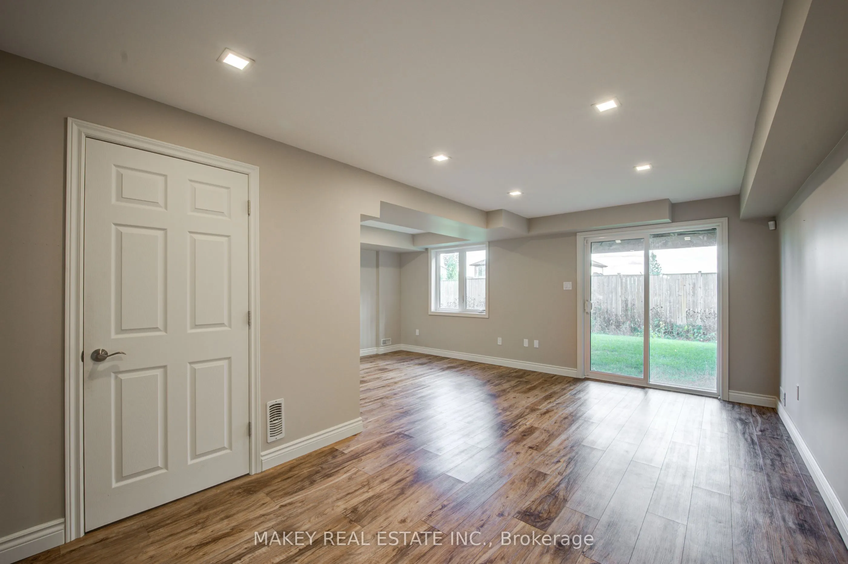 175 Ingersoll Street N, #22