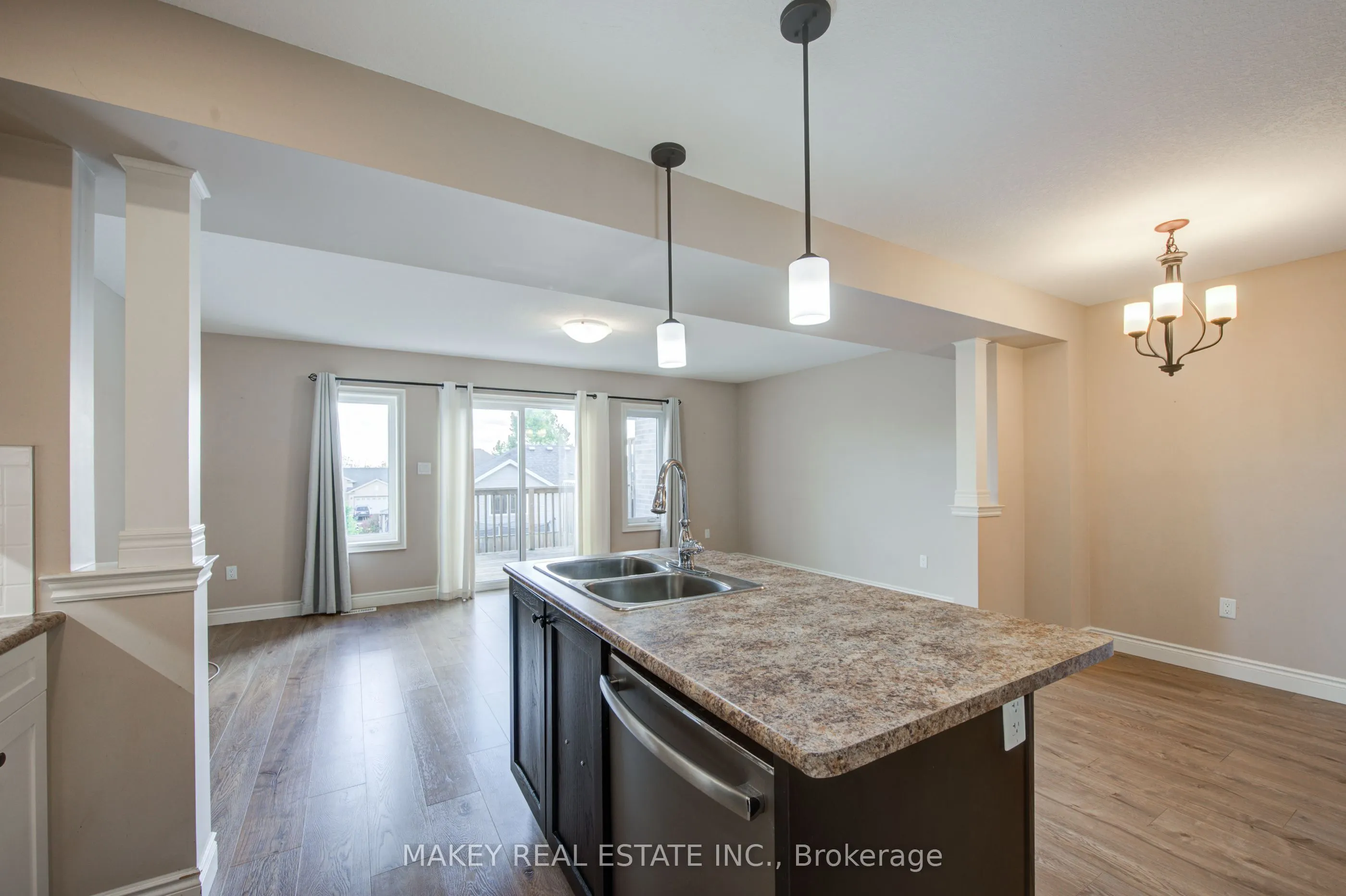 175 Ingersoll Street N, #22