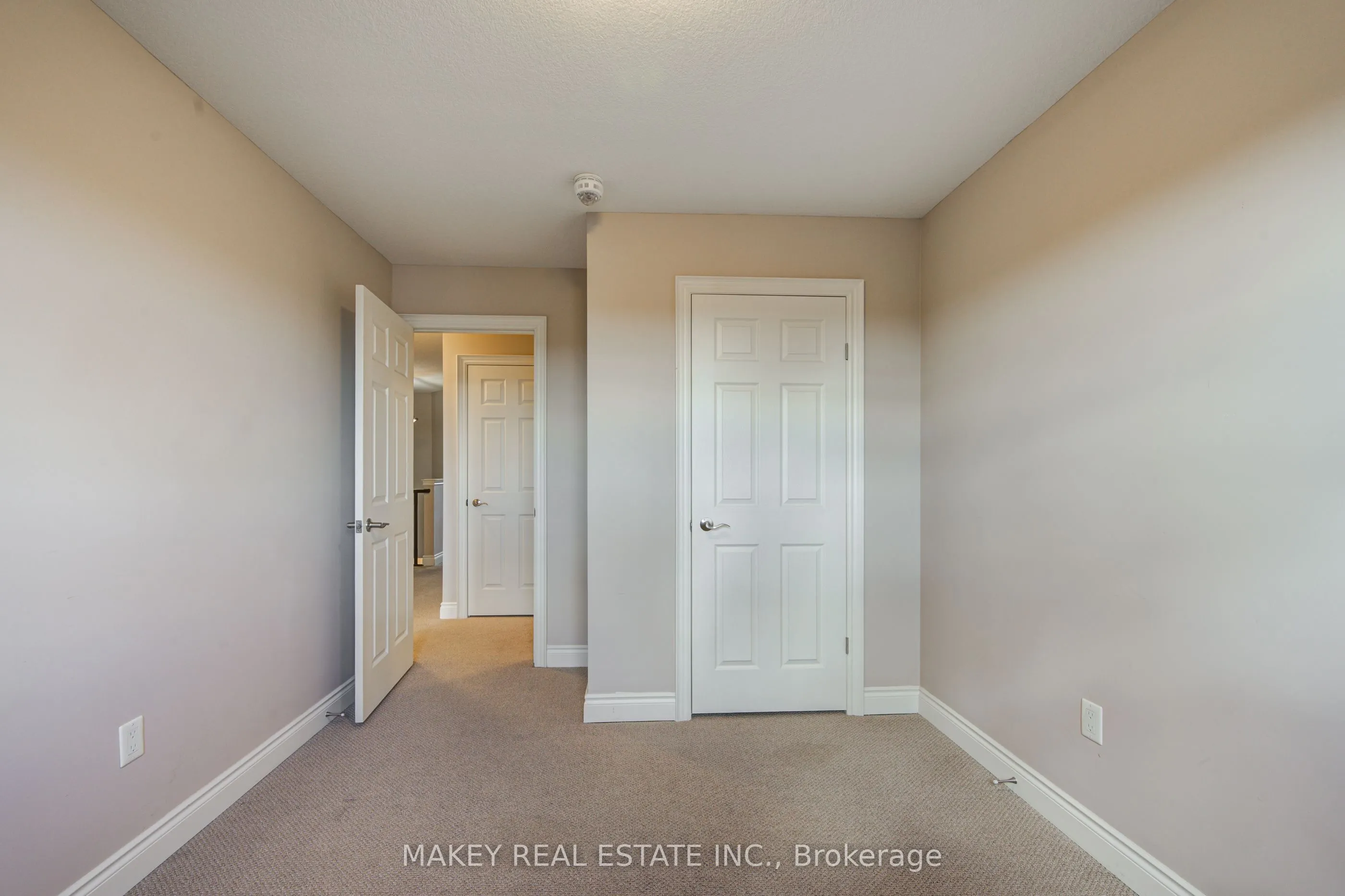 175 Ingersoll Street N, #22
