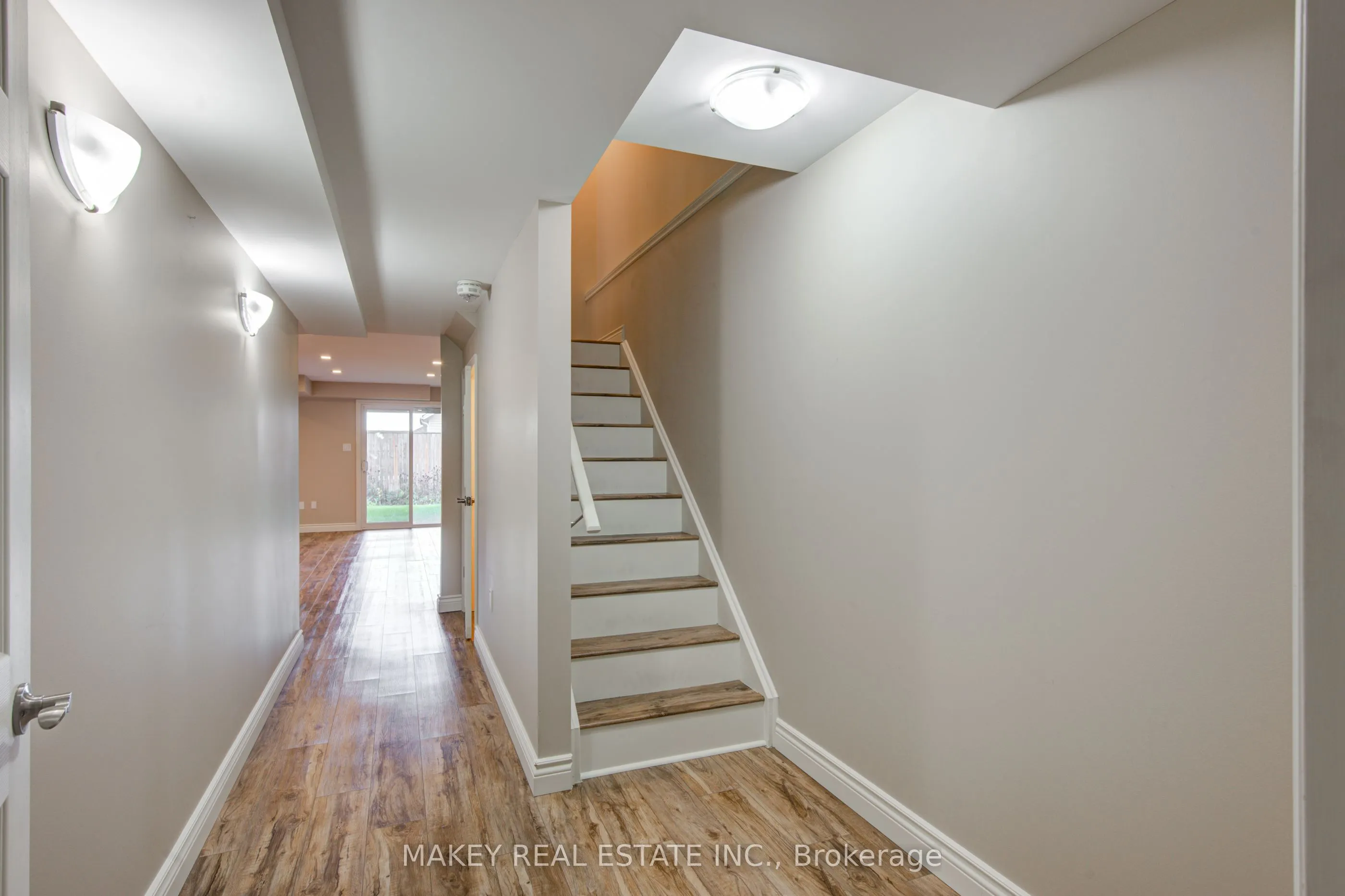 175 Ingersoll Street N, #22