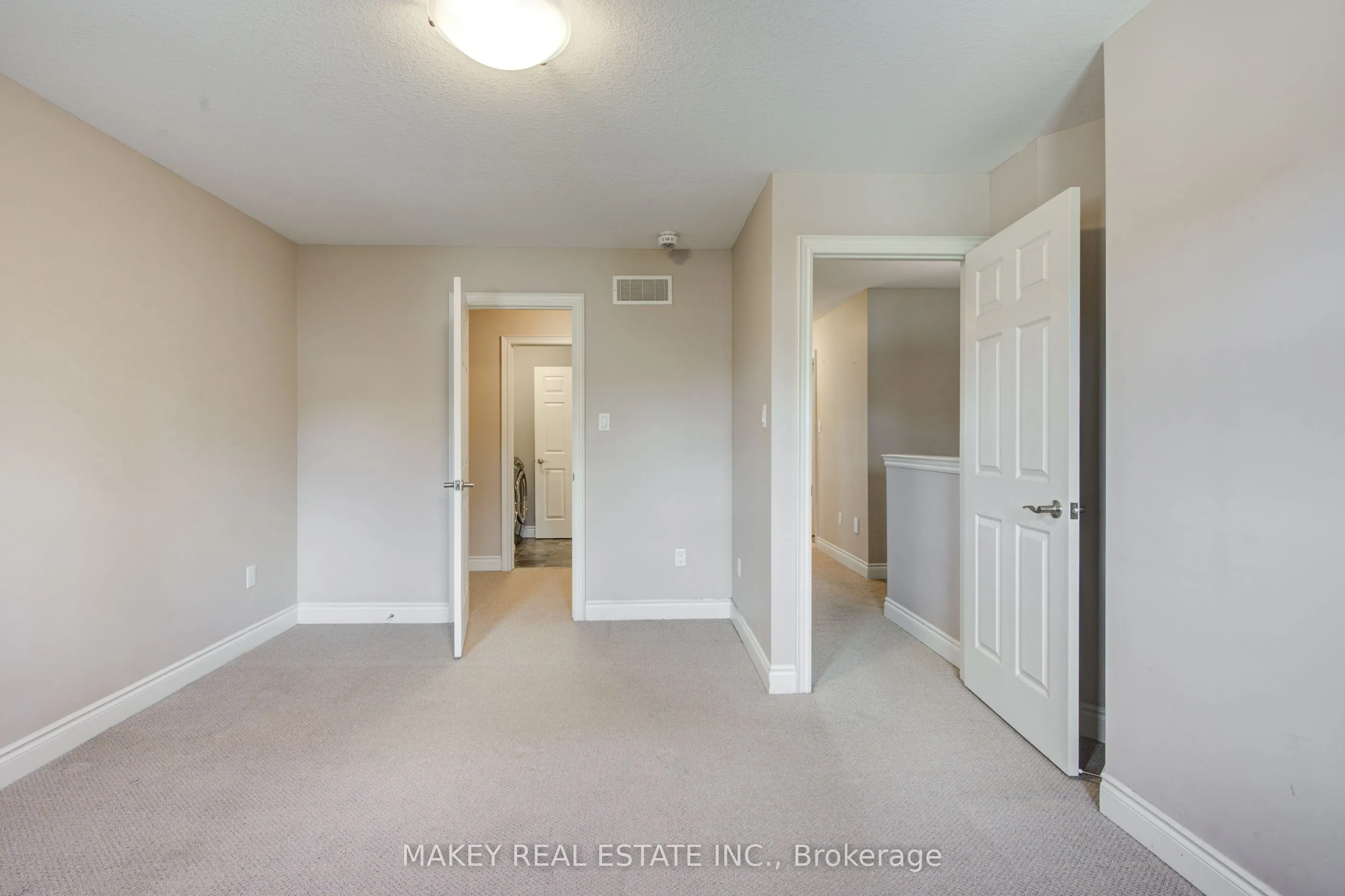 175 Ingersoll Street N, #22