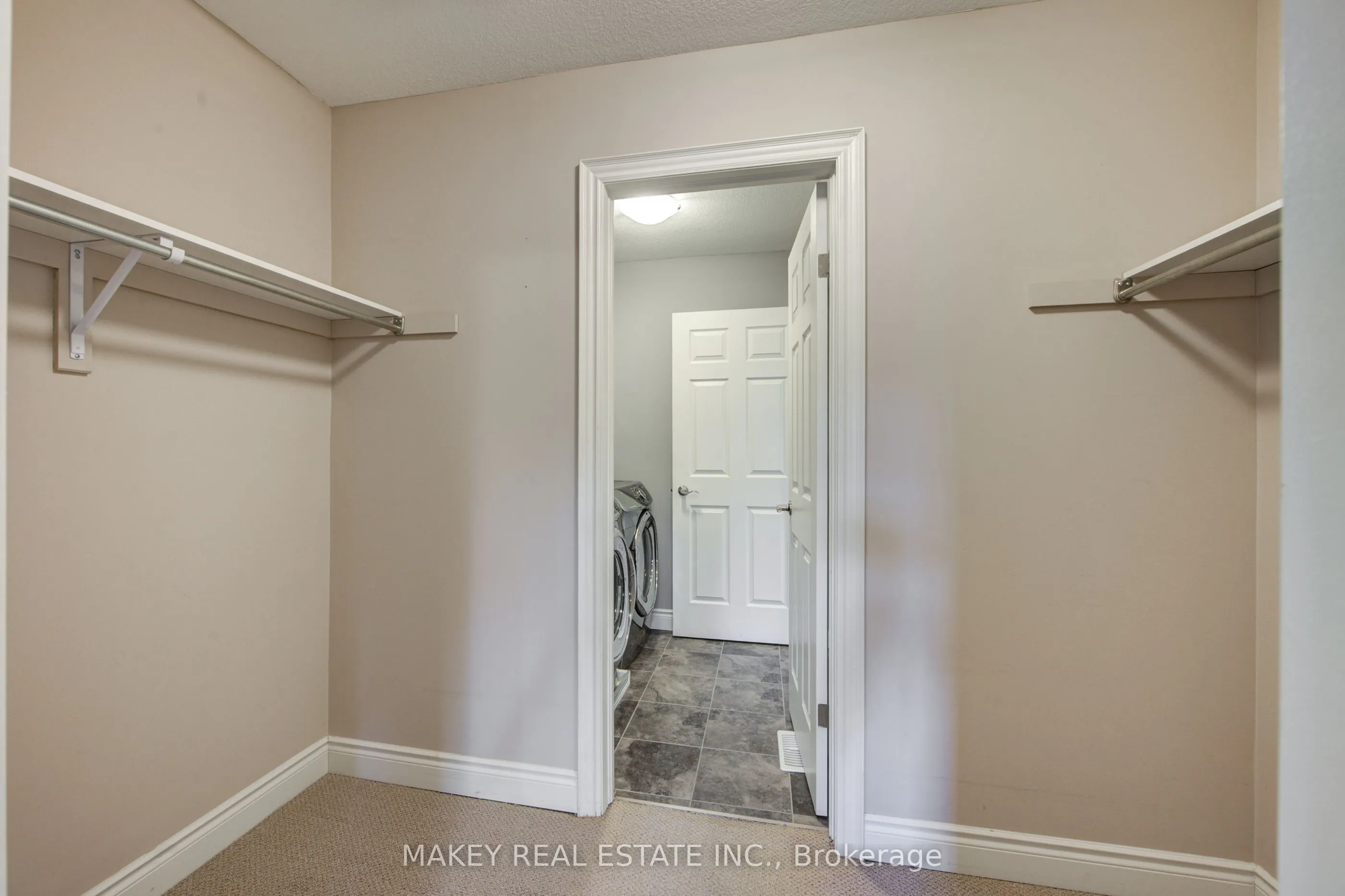 175 Ingersoll Street N, #22