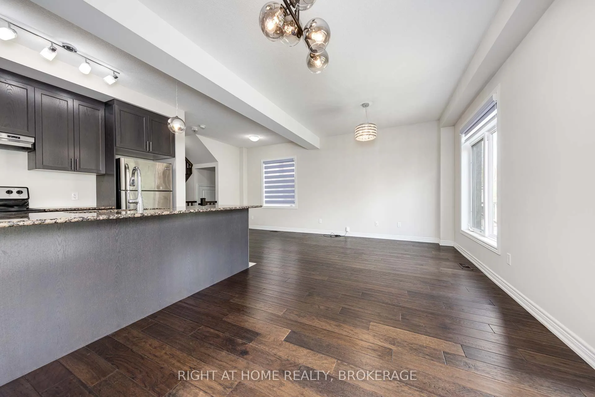 71 Southshore Crescent