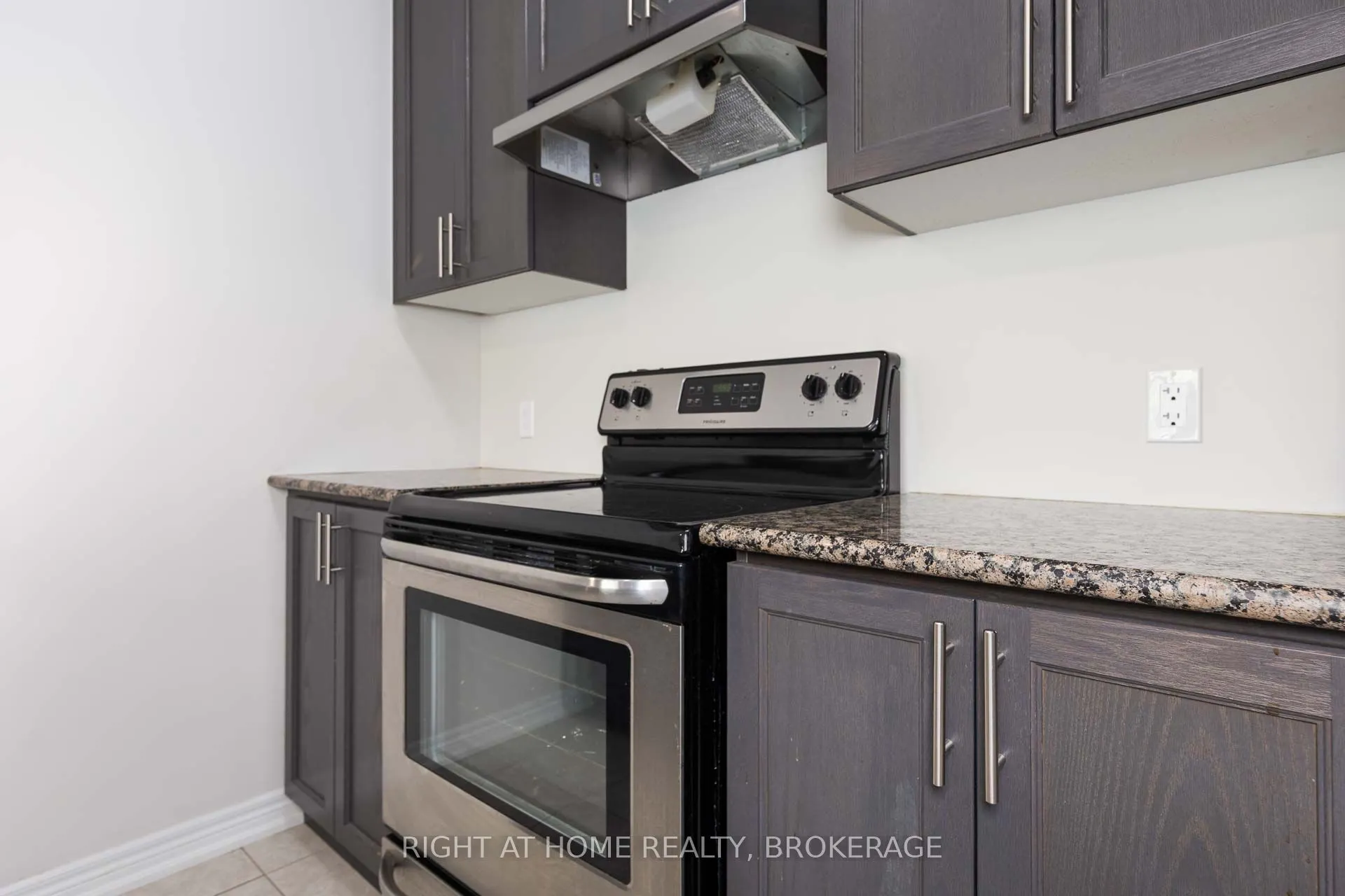 71 Southshore Crescent