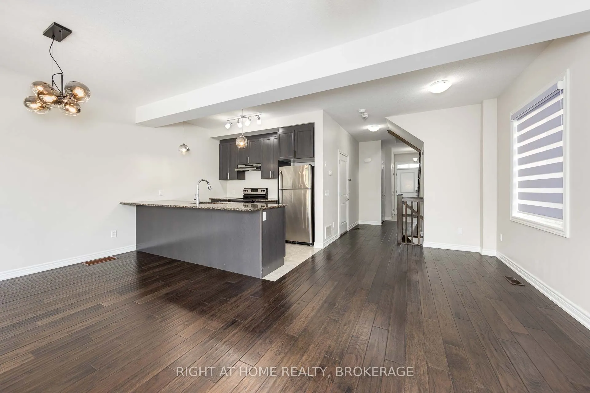 71 Southshore Crescent
