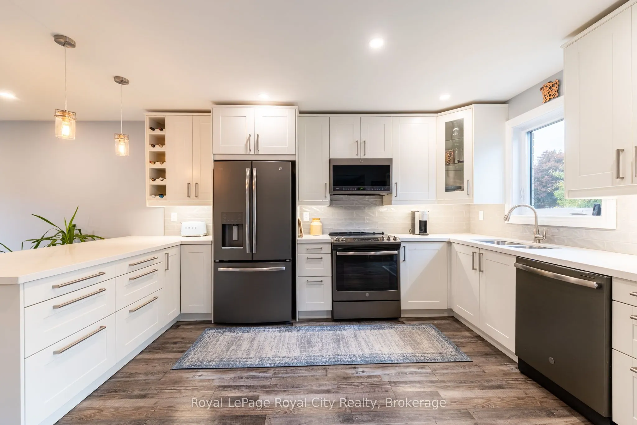 118 Stirling Macgregor Drive