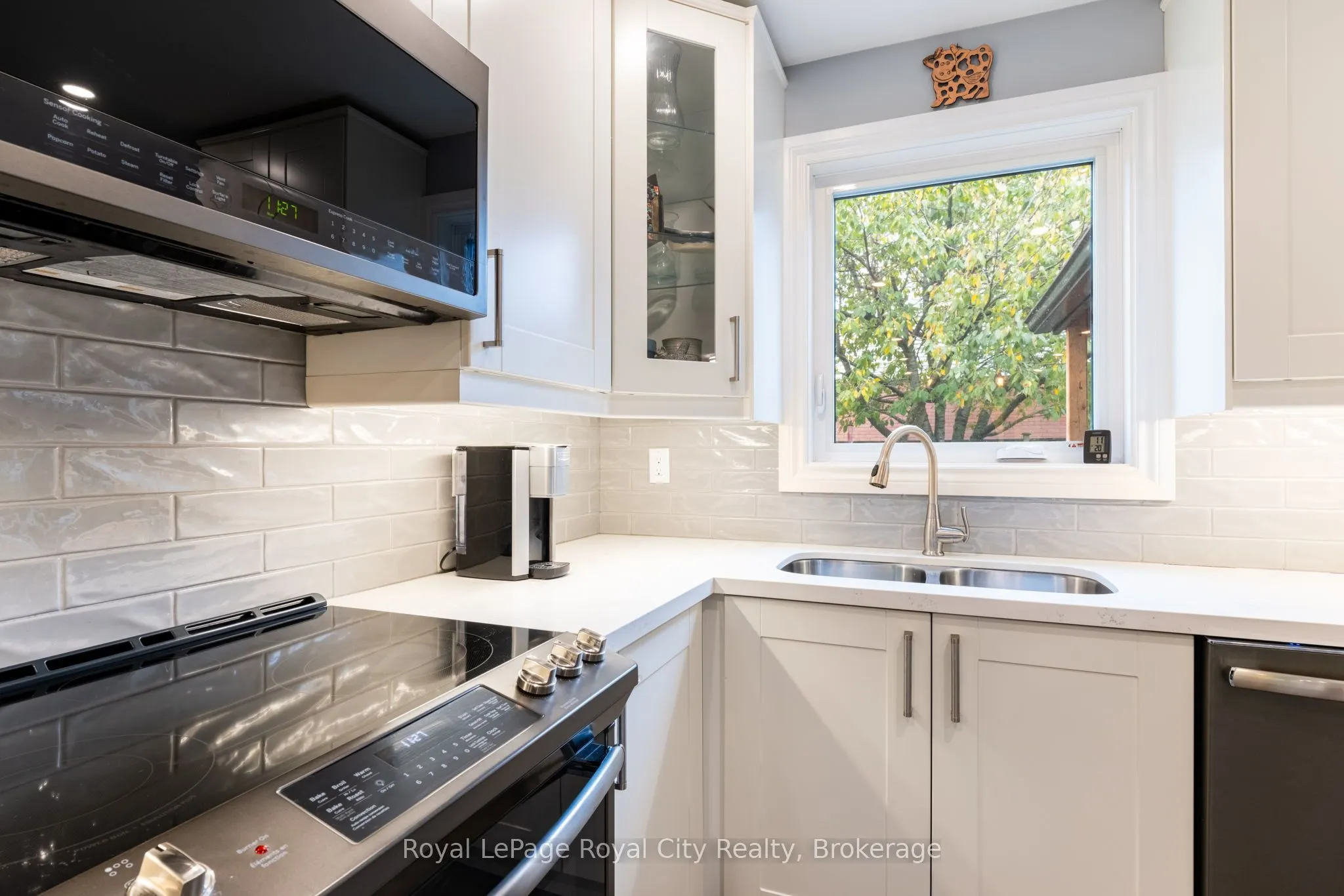 118 Stirling Macgregor Drive