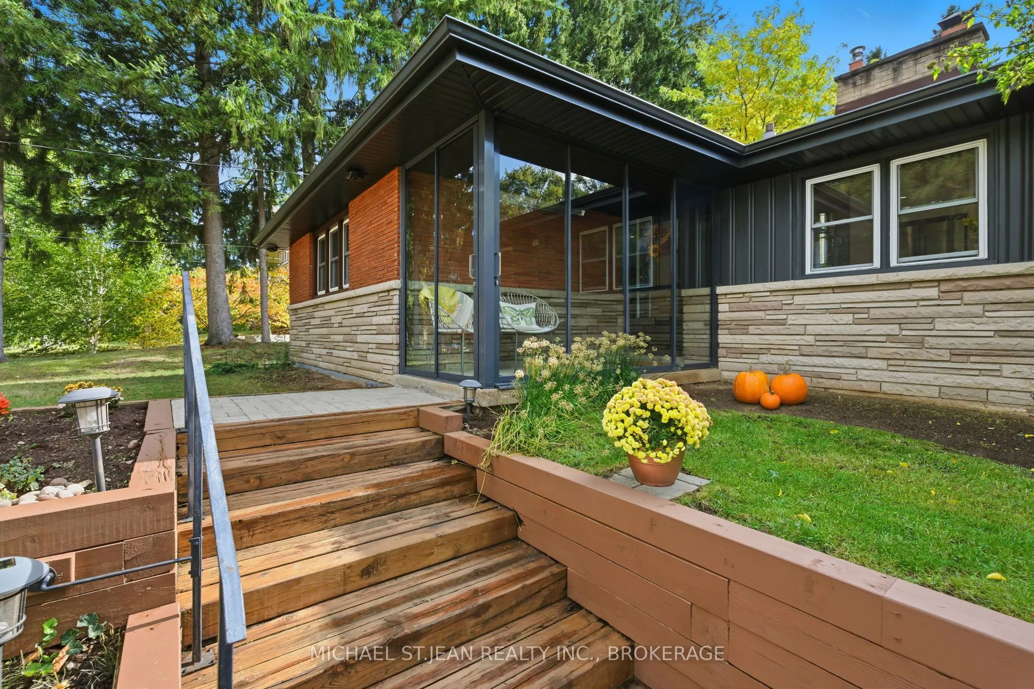 480 Golf Links Road