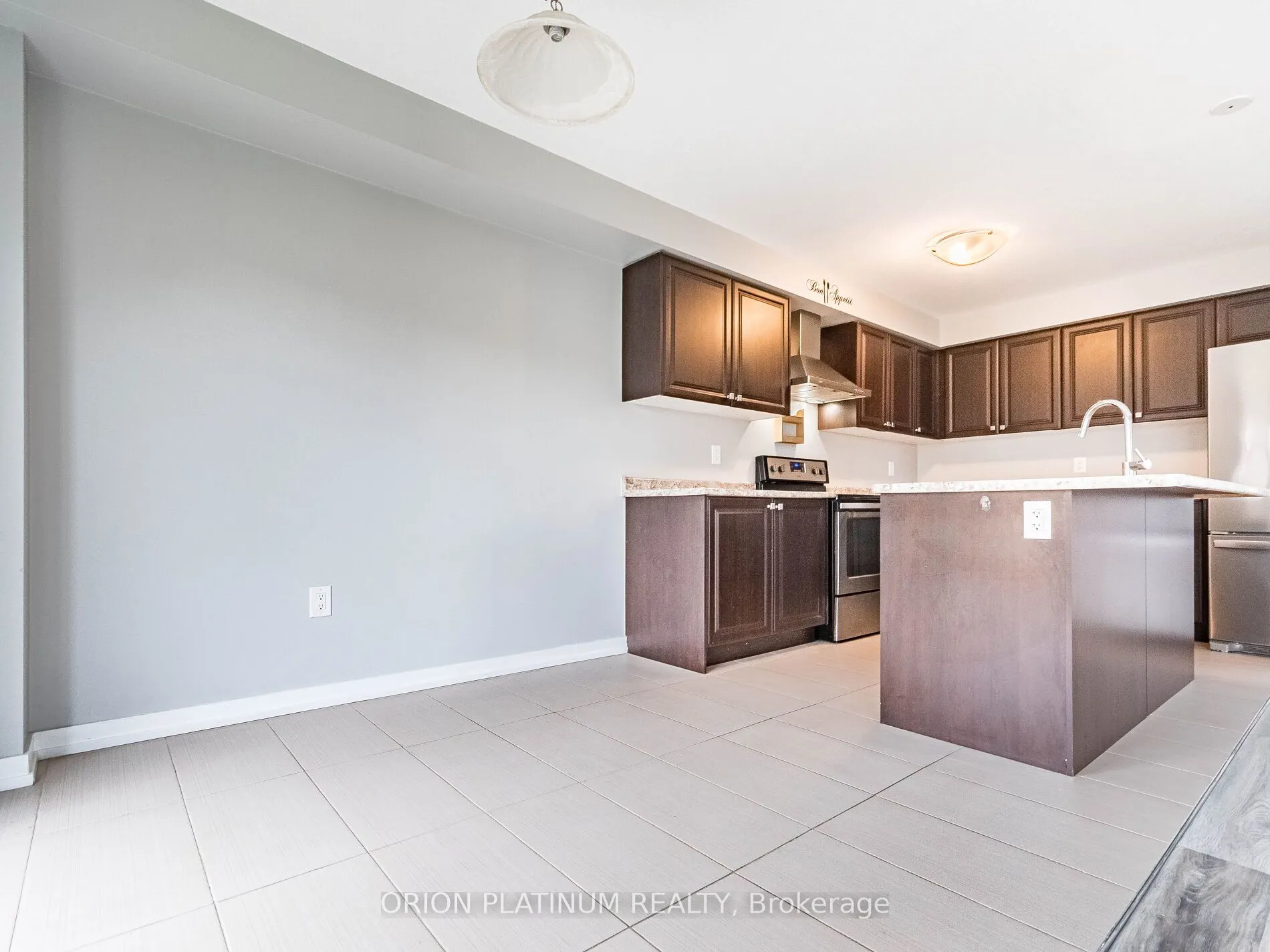 135 Pagebrook Crescent