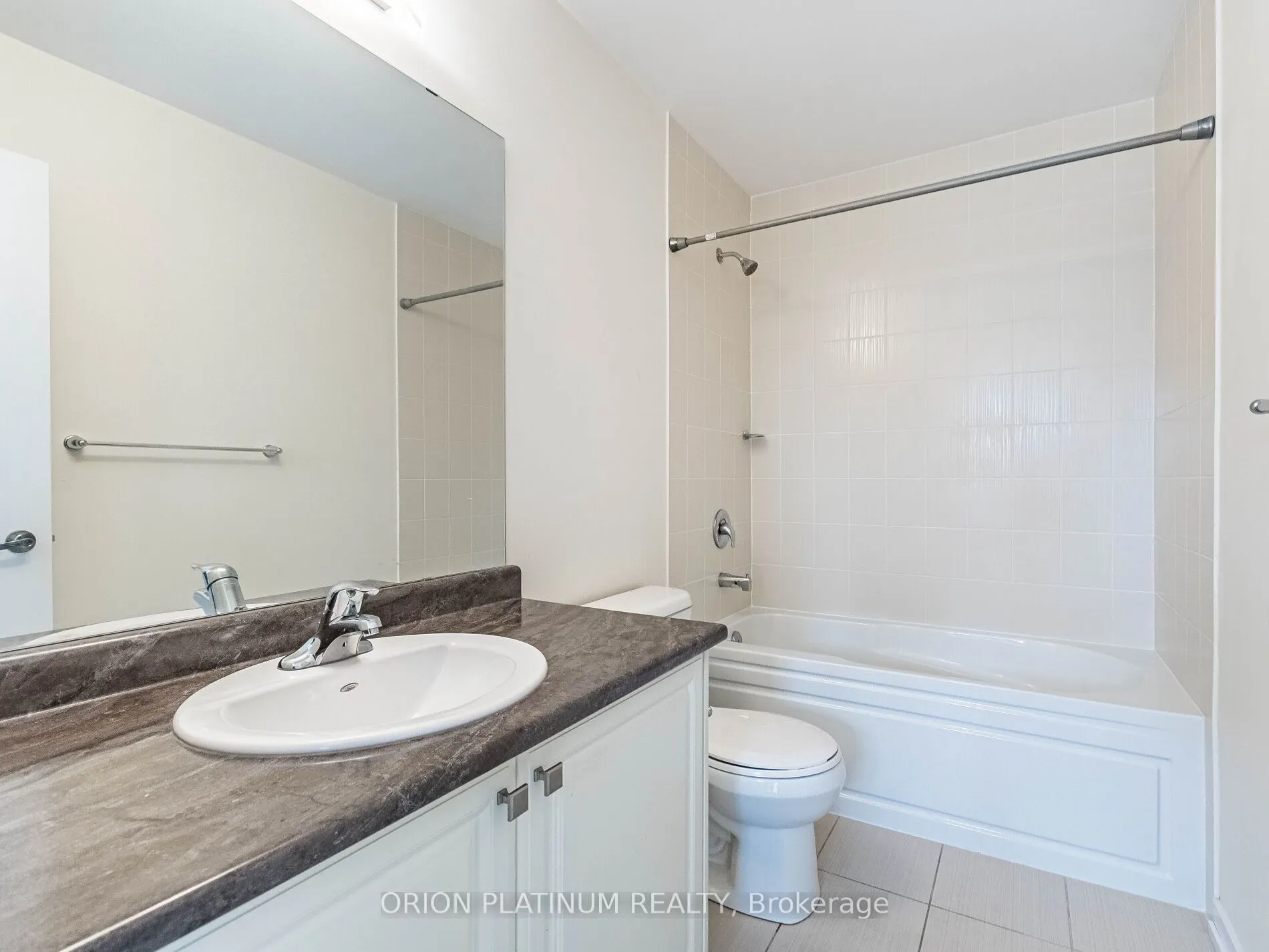 135 Pagebrook Crescent