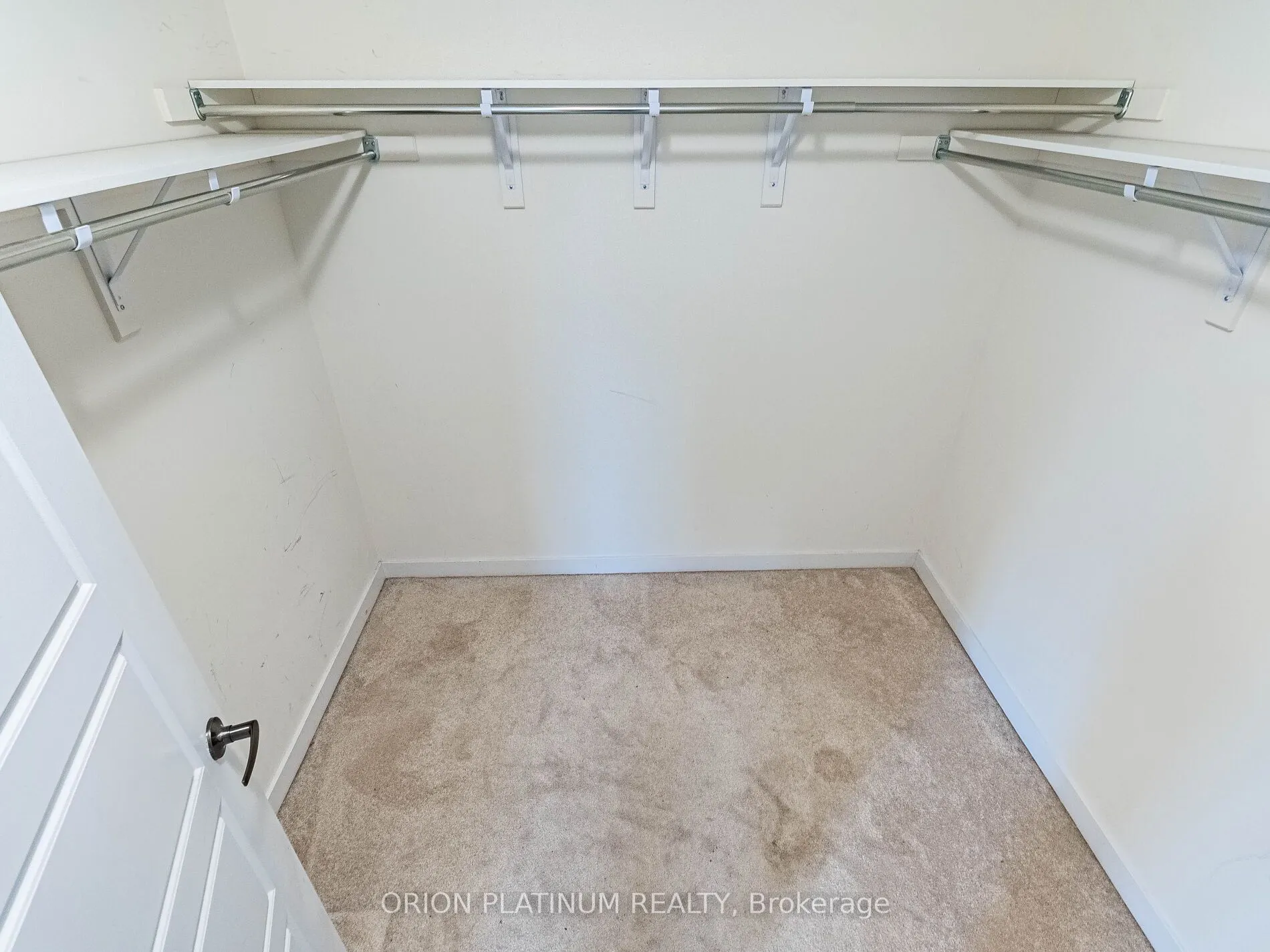 135 Pagebrook Crescent
