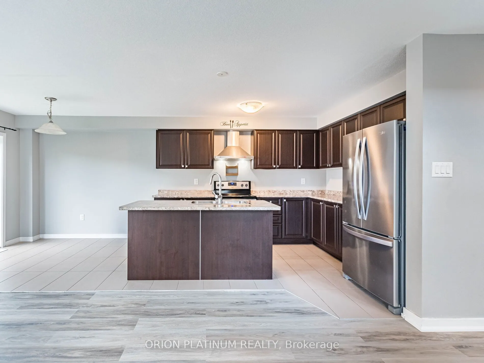 135 Pagebrook Crescent