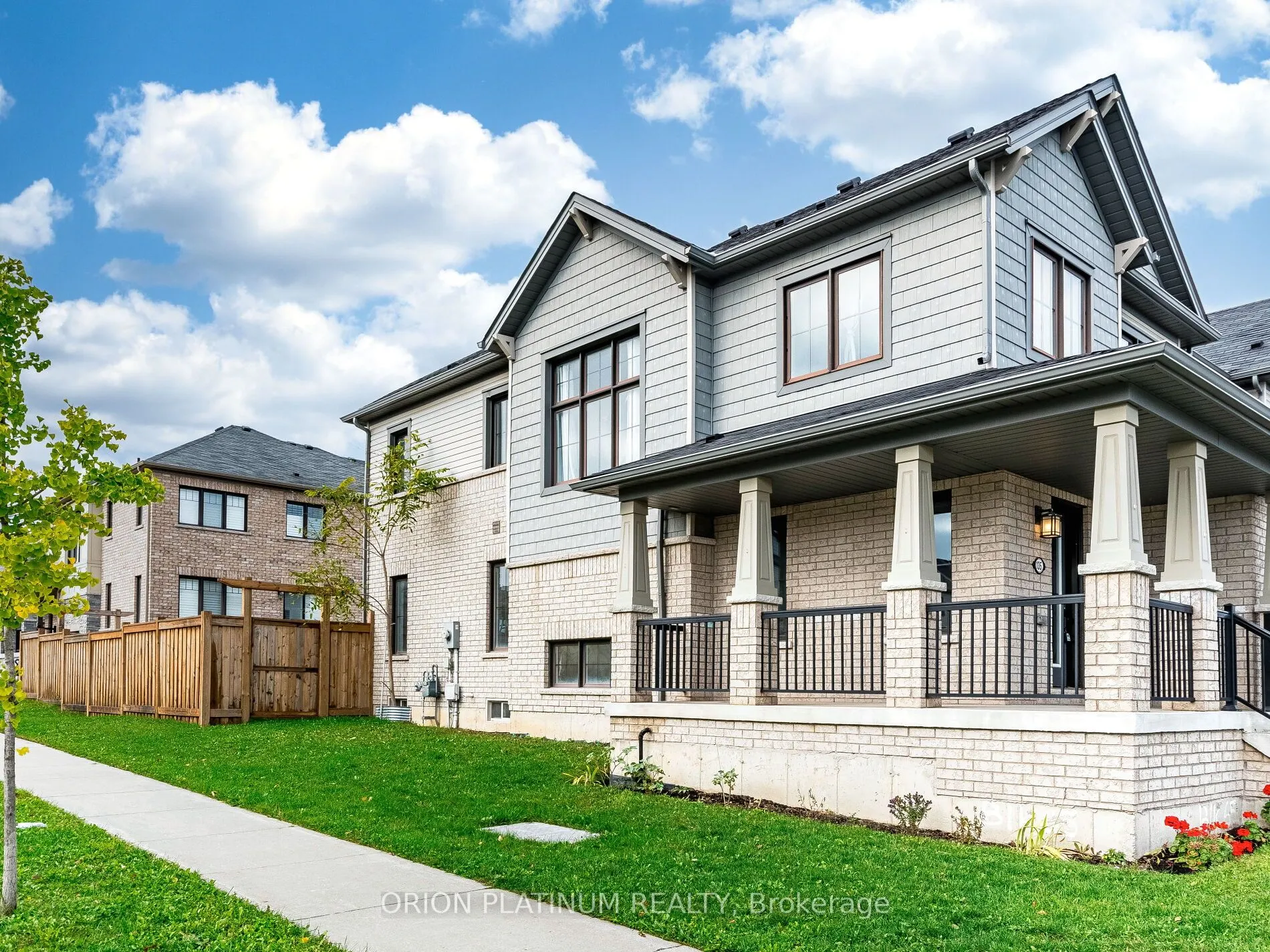 135 Pagebrook Crescent