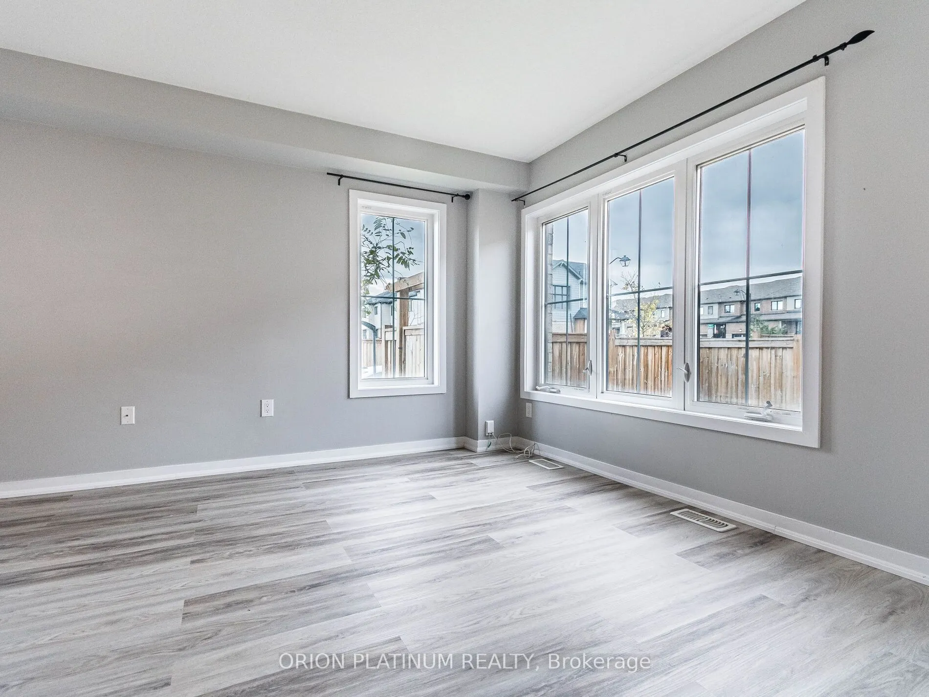 135 Pagebrook Crescent