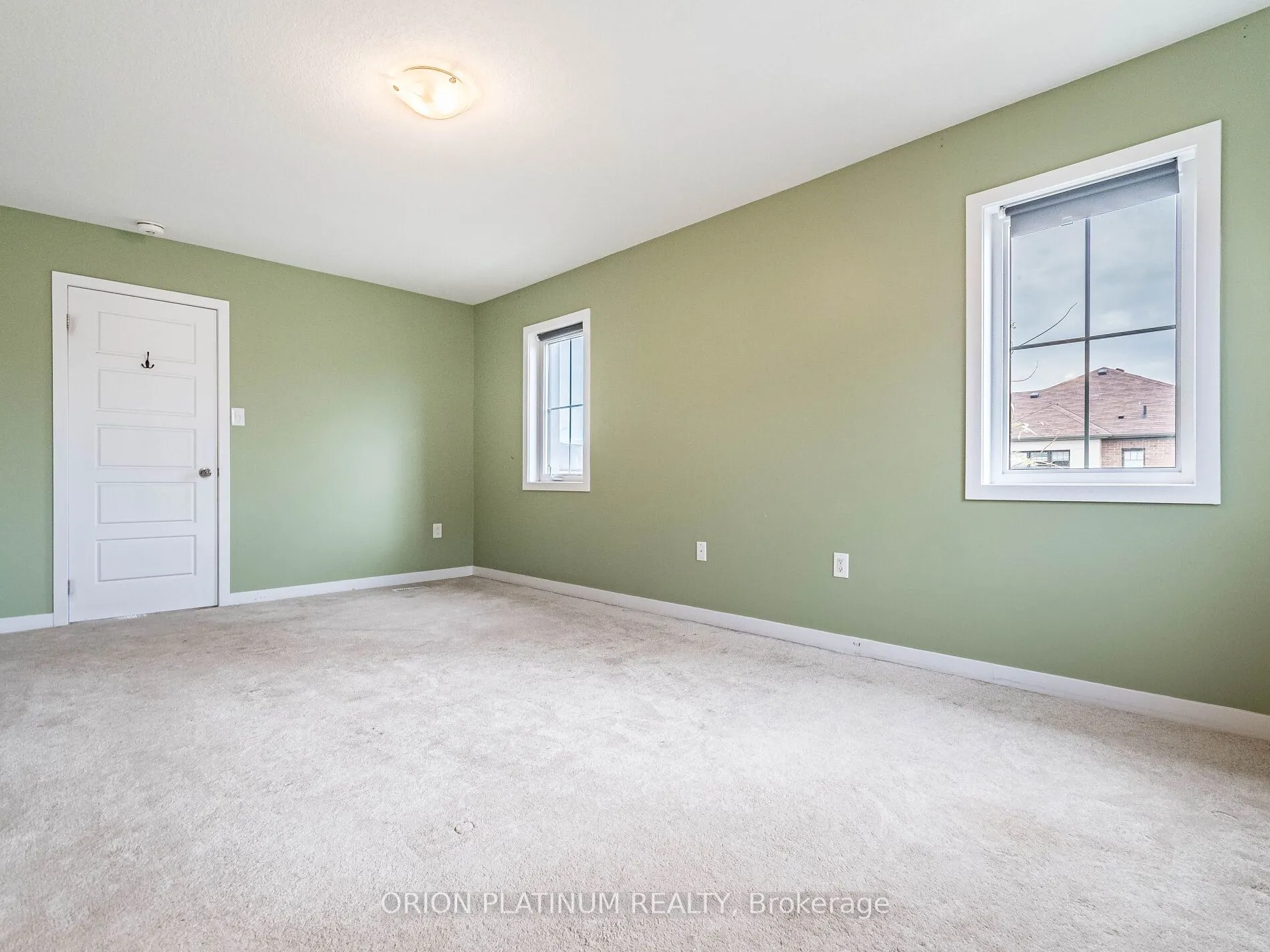 135 Pagebrook Crescent