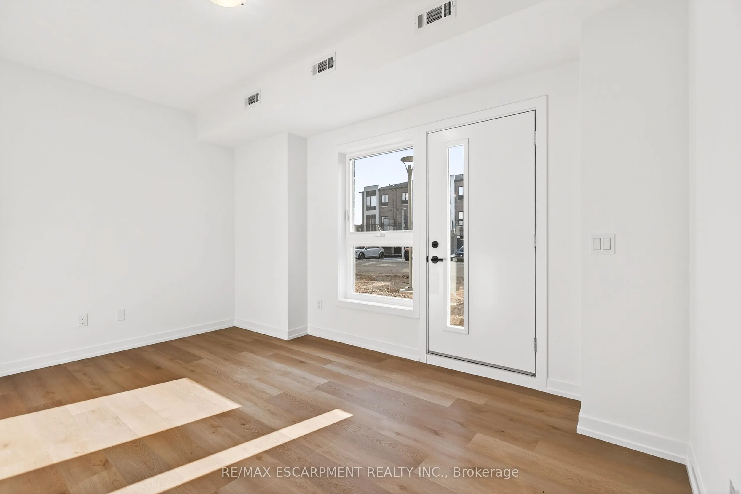 70 Kenesky Drive, #32
