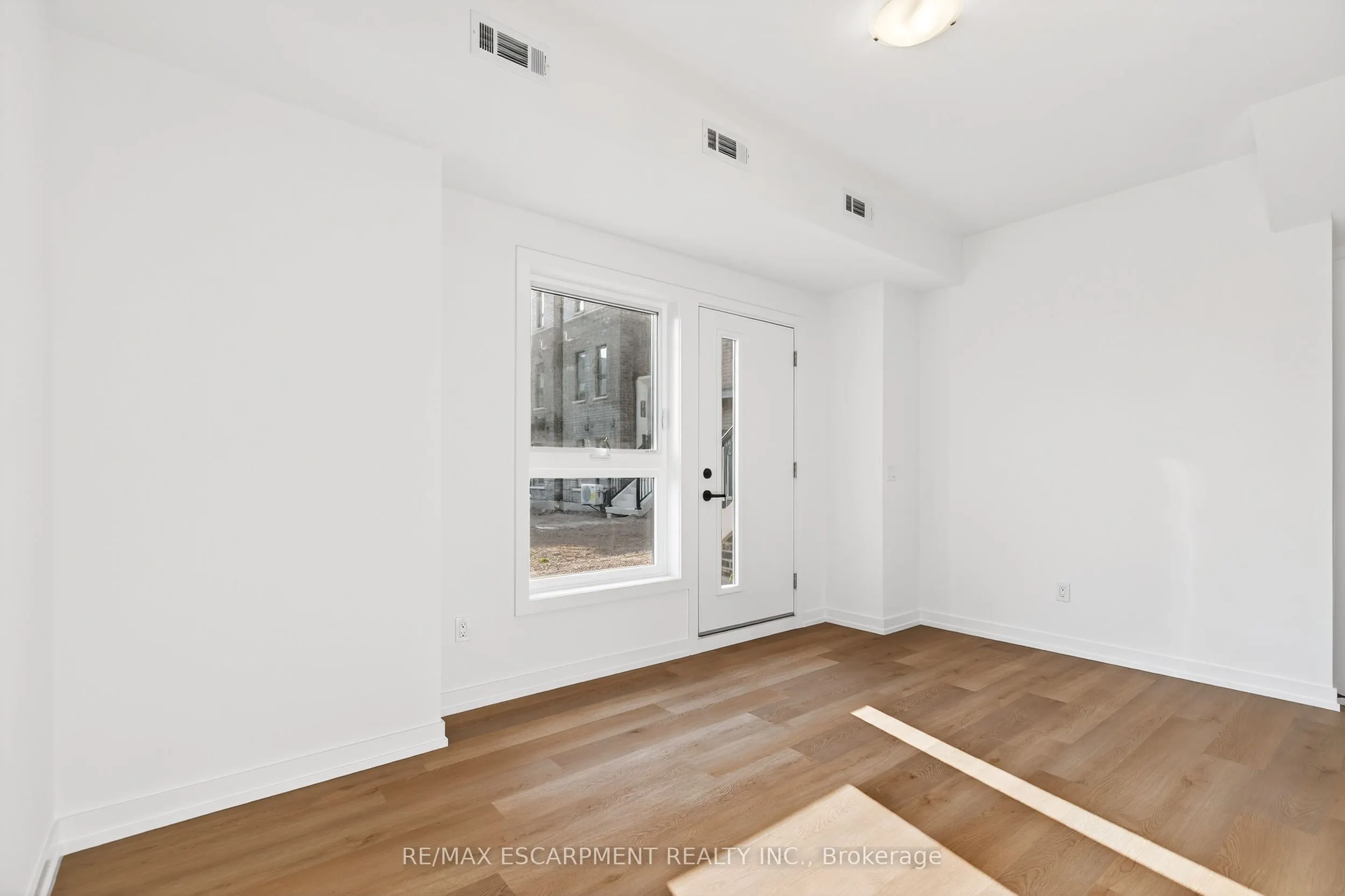 70 Kenesky Drive, #32