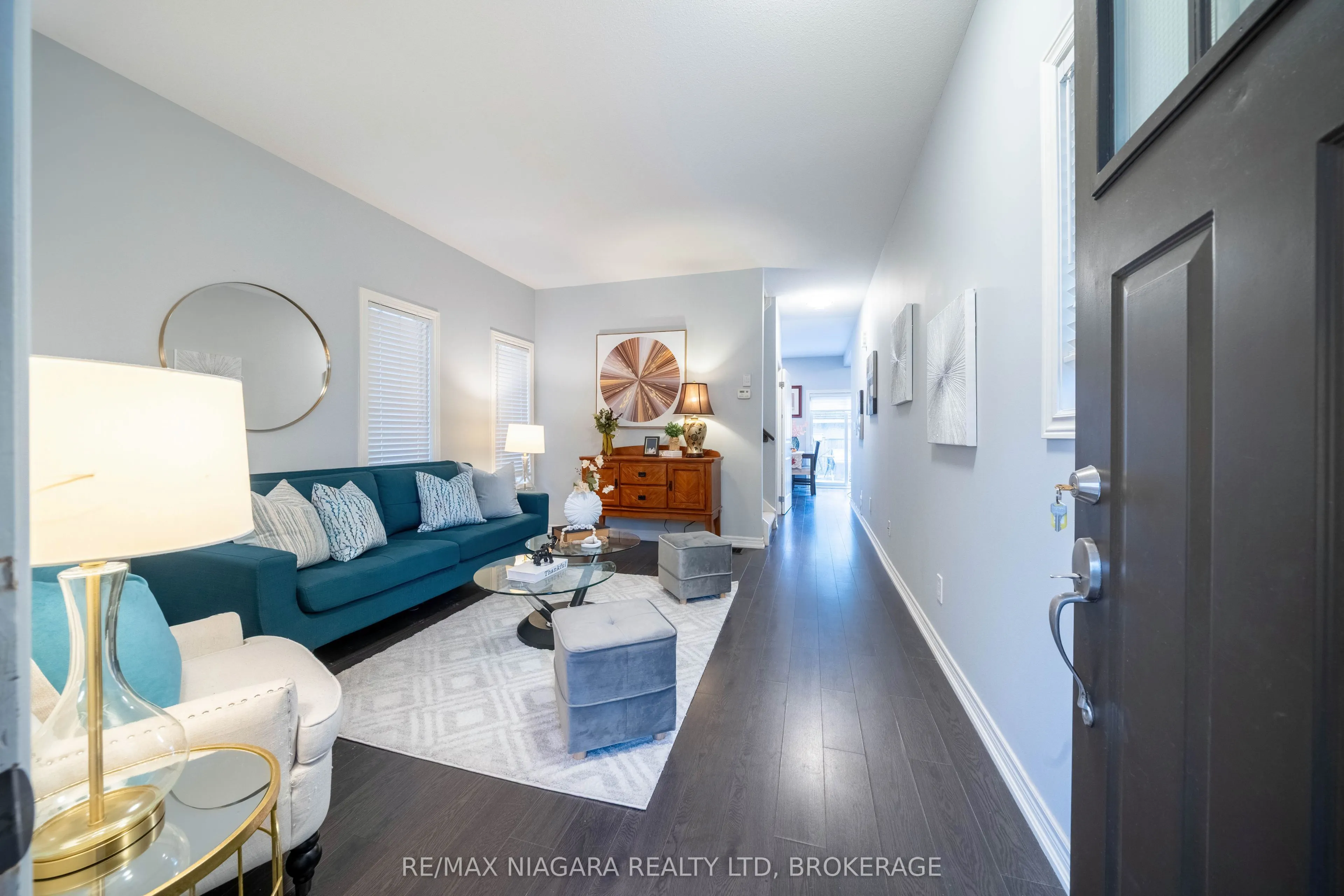 2 MARREN Street
