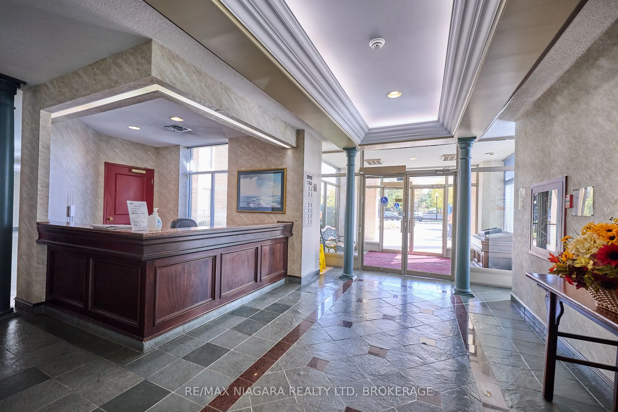 8111 Forest Glen Drive, #427