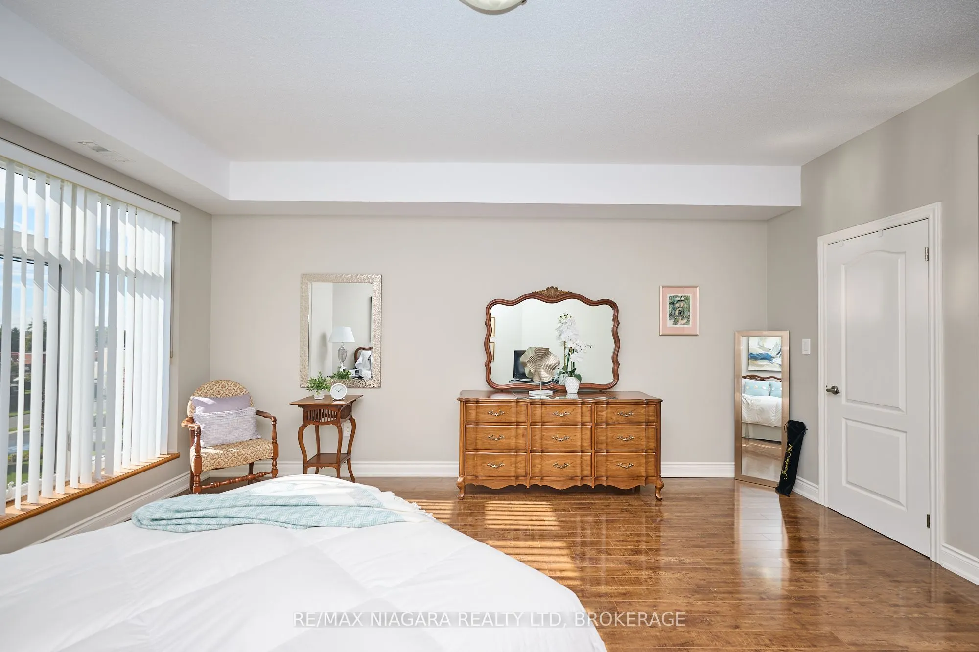 8111 Forest Glen Drive, #427
