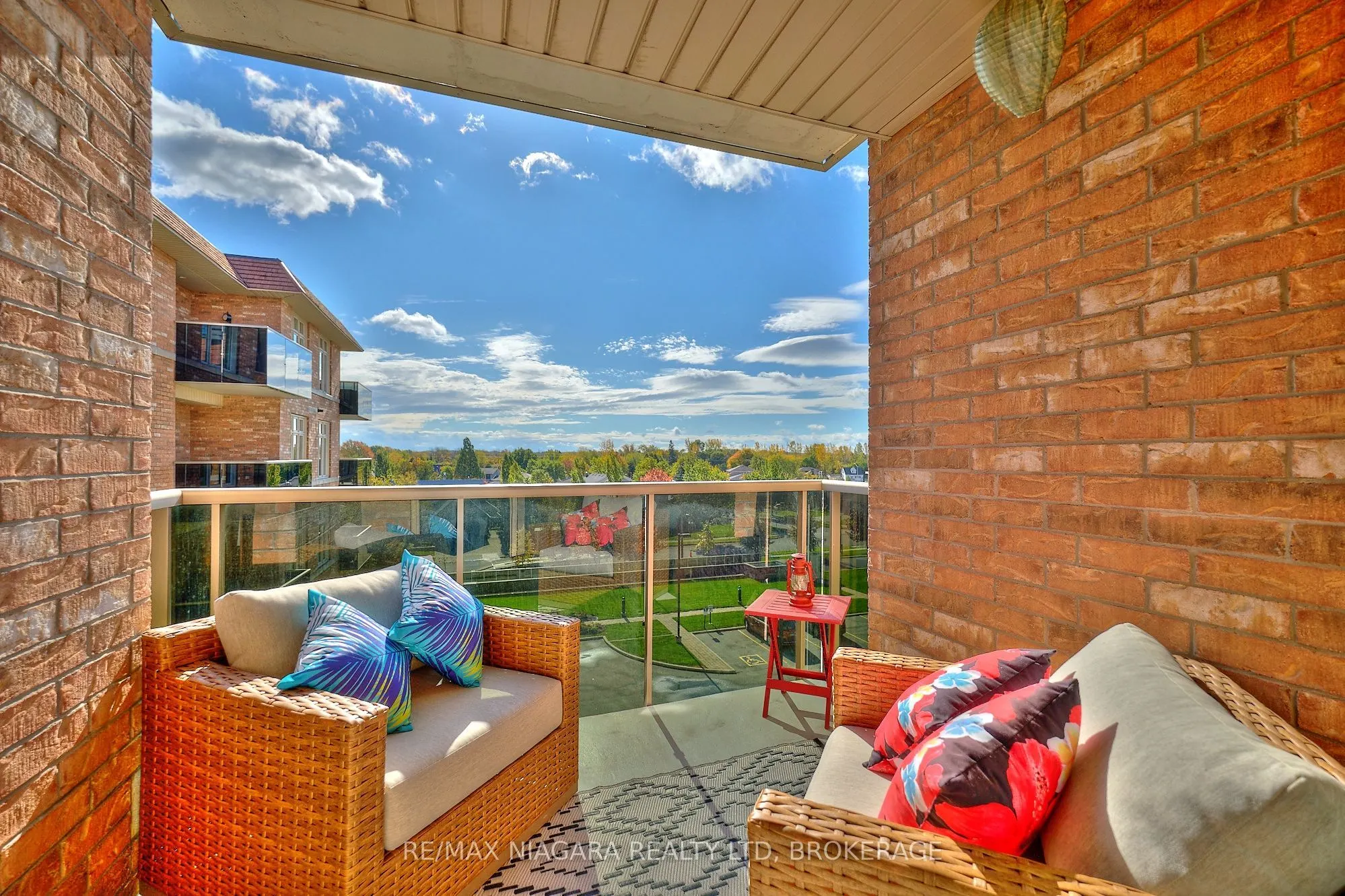 8111 Forest Glen Drive, #427