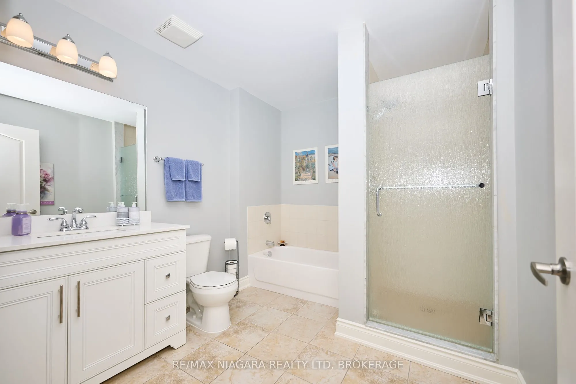 8111 Forest Glen Drive, #427