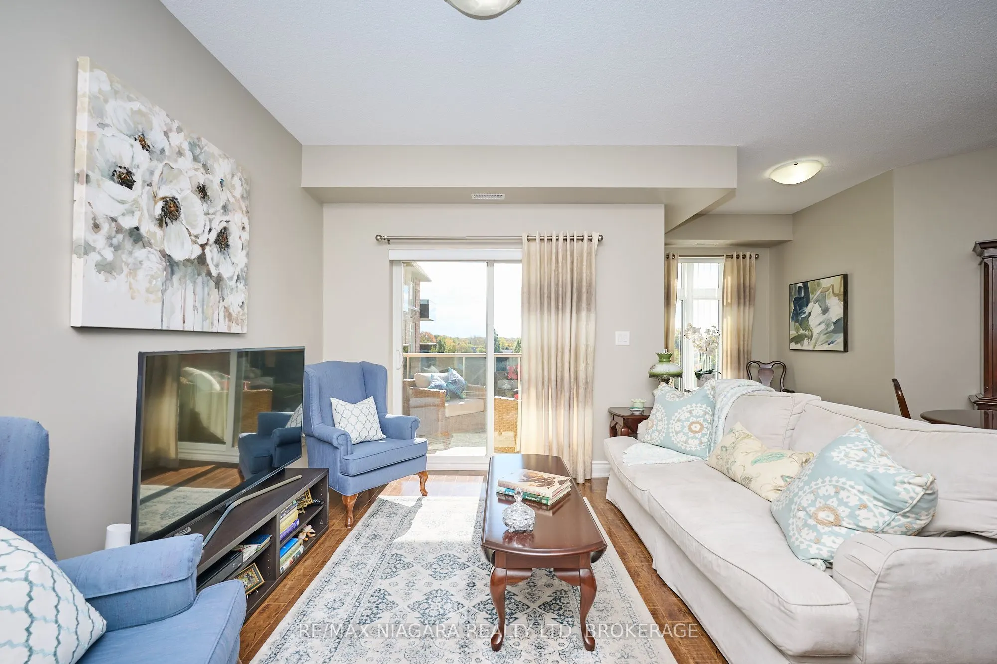 8111 Forest Glen Drive, #427