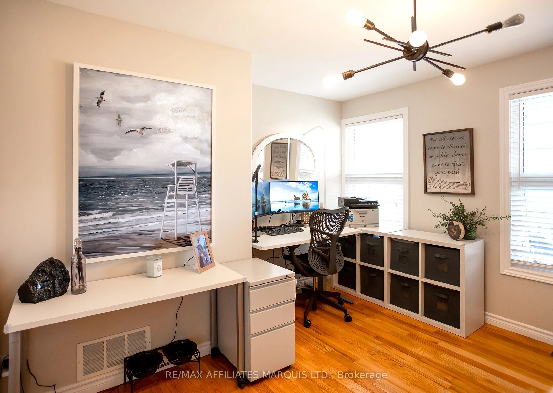 12118 Lakeshore Drive