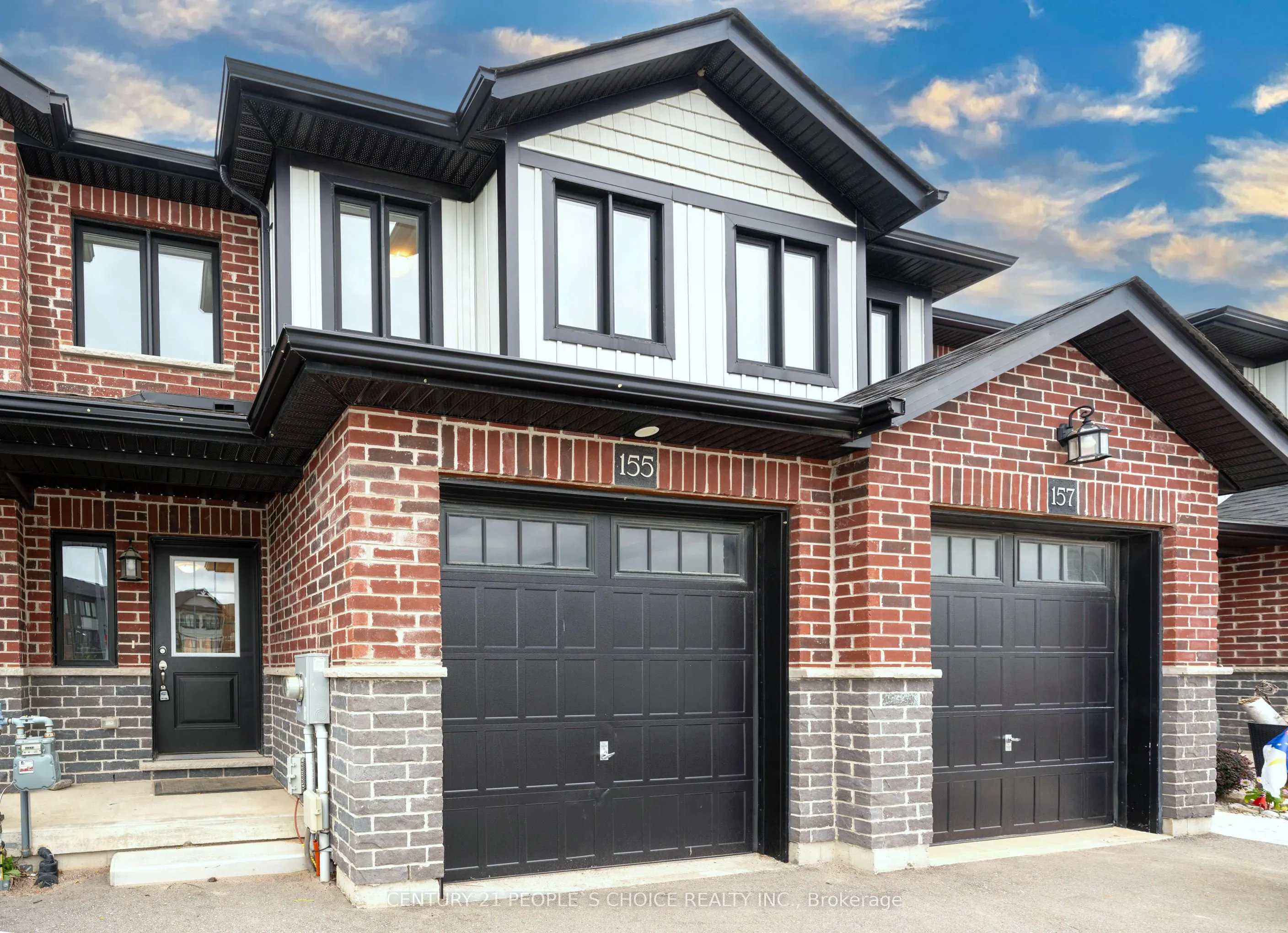 155 Rochefort Street