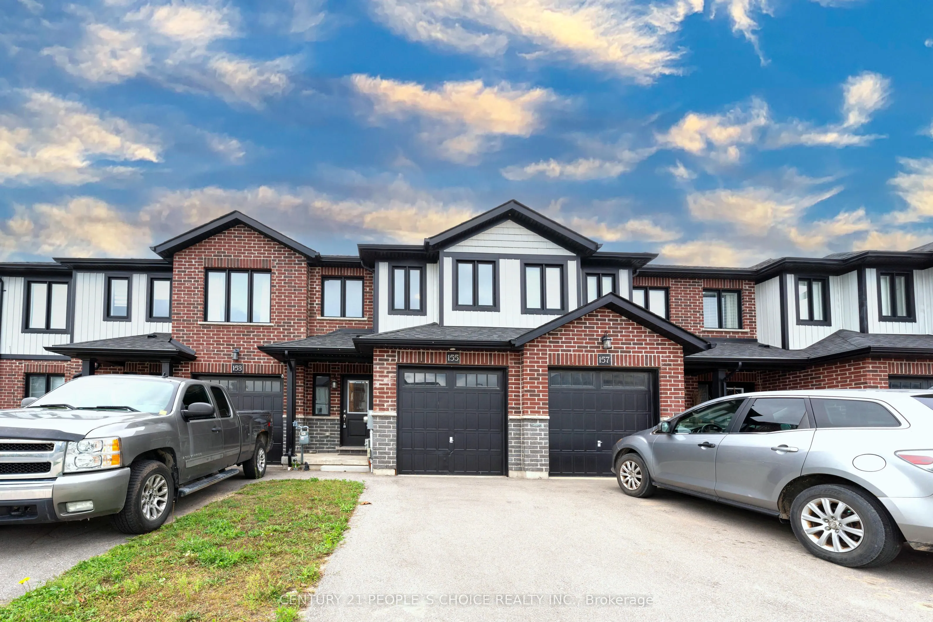 155 Rochefort Street