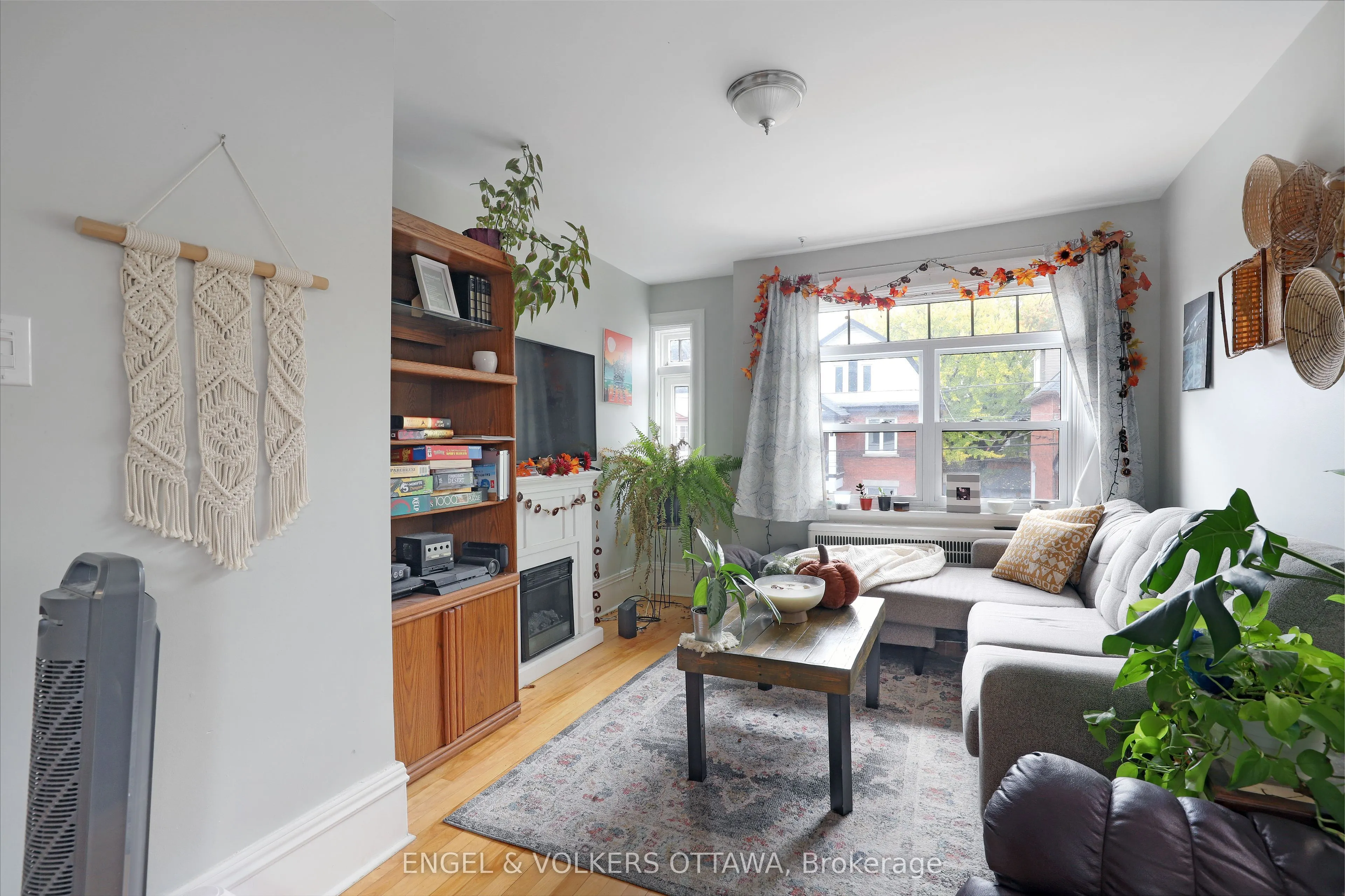 491 Mcleod Street, #2