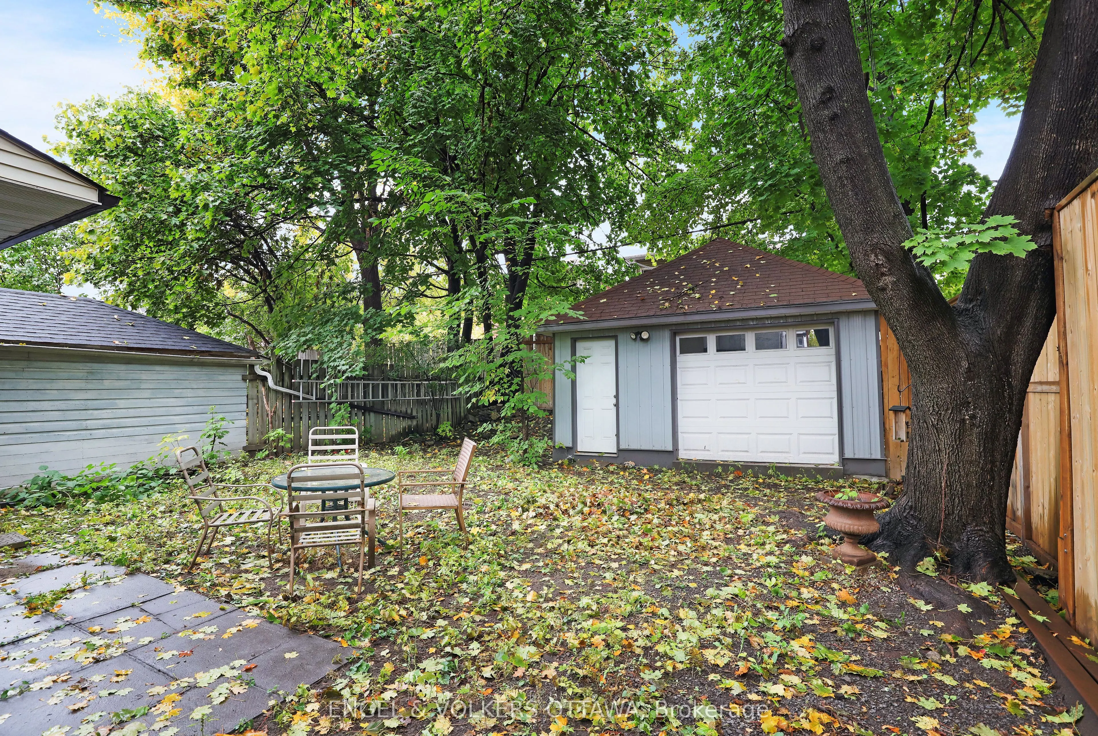 491 Mcleod Street, #2