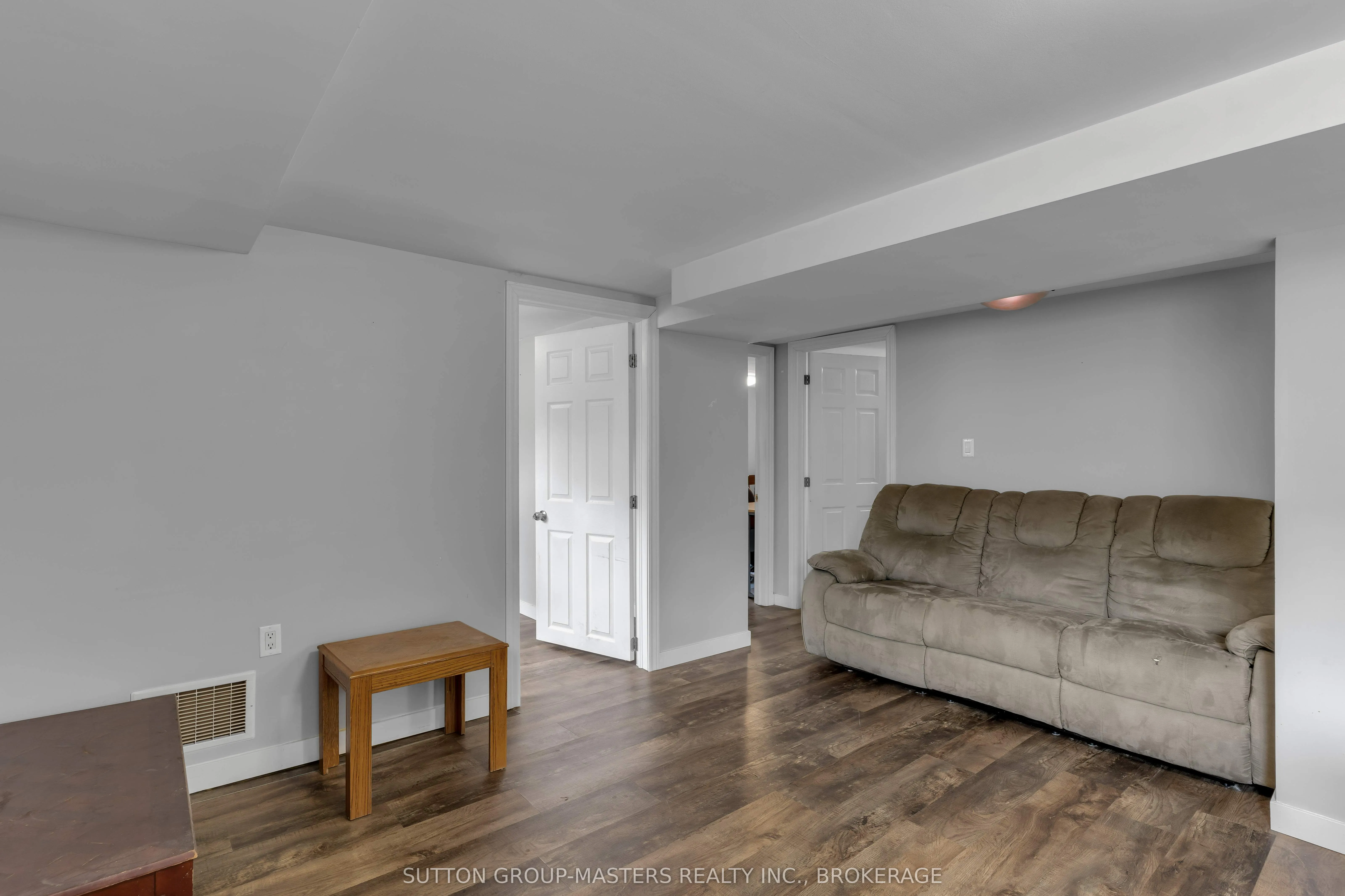 250 Yonge Street